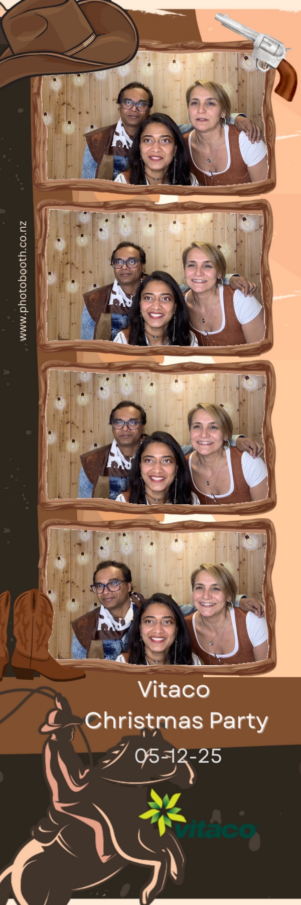 Vitaco Christmas Party | View more photos from the event at gallery.photobooth.co.nz/u/SelfieCentral/Vitaco-Christmas-Party-1