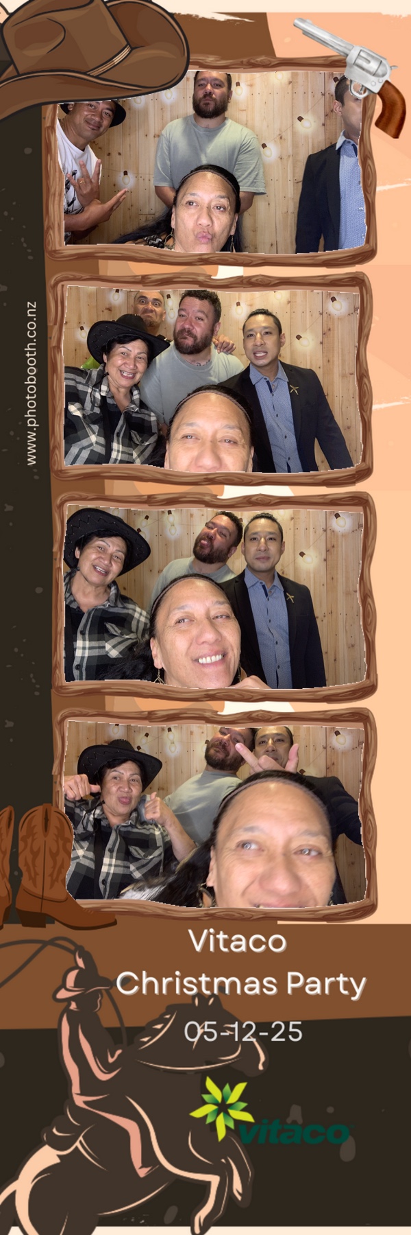 Vitaco Christmas Party | View more photos from the event at gallery.photobooth.co.nz/u/SelfieCentral/Vitaco-Christmas-Party-1