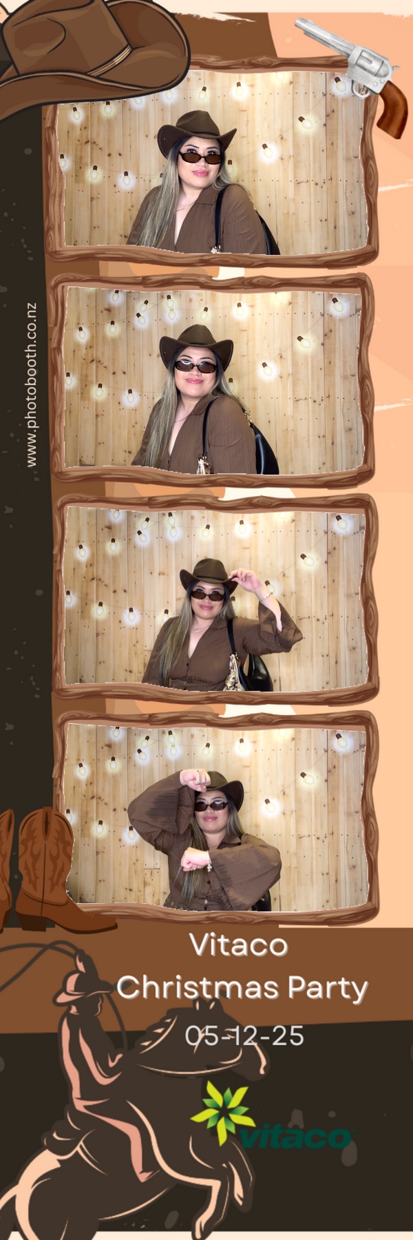 Vitaco Christmas Party | View more photos from the event at gallery.photobooth.co.nz/u/SelfieCentral/Vitaco-Christmas-Party-1