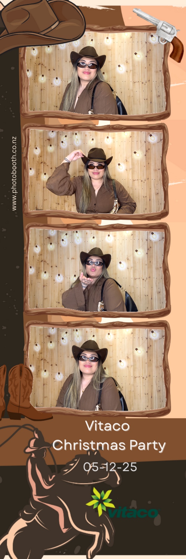 Vitaco Christmas Party | View more photos from the event at gallery.photobooth.co.nz/u/SelfieCentral/Vitaco-Christmas-Party-1