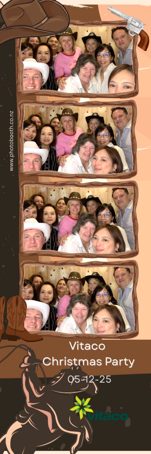 Vitaco Christmas Party | View more photos from the event at gallery.photobooth.co.nz/u/SelfieCentral/Vitaco-Christmas-Party-1