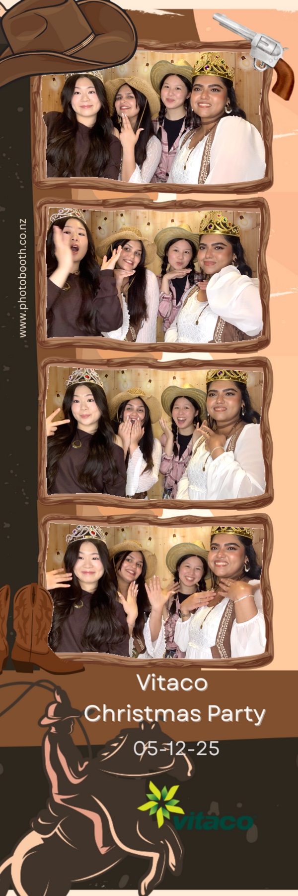 Vitaco Christmas Party | View more photos from the event at gallery.photobooth.co.nz/u/SelfieCentral/Vitaco-Christmas-Party-1