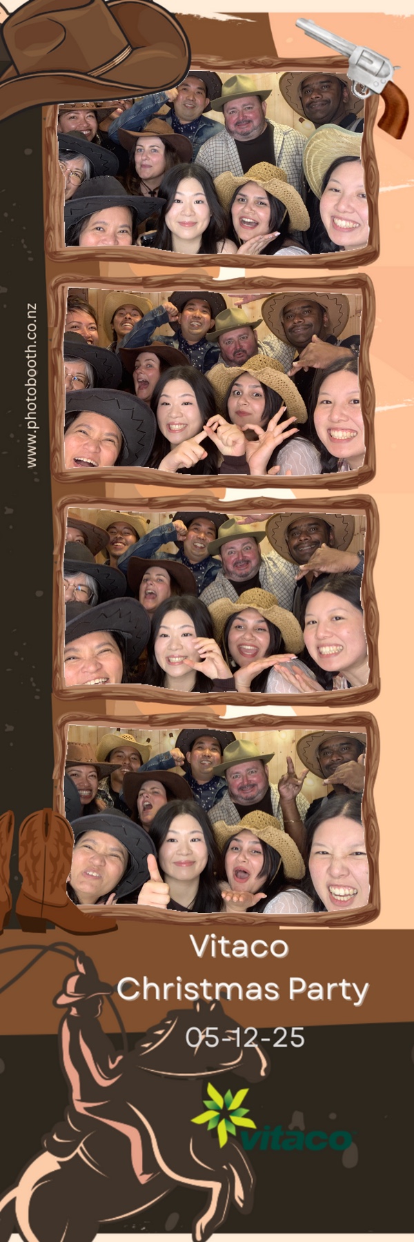 Vitaco Christmas Party | View more photos from the event at gallery.photobooth.co.nz/u/SelfieCentral/Vitaco-Christmas-Party-1