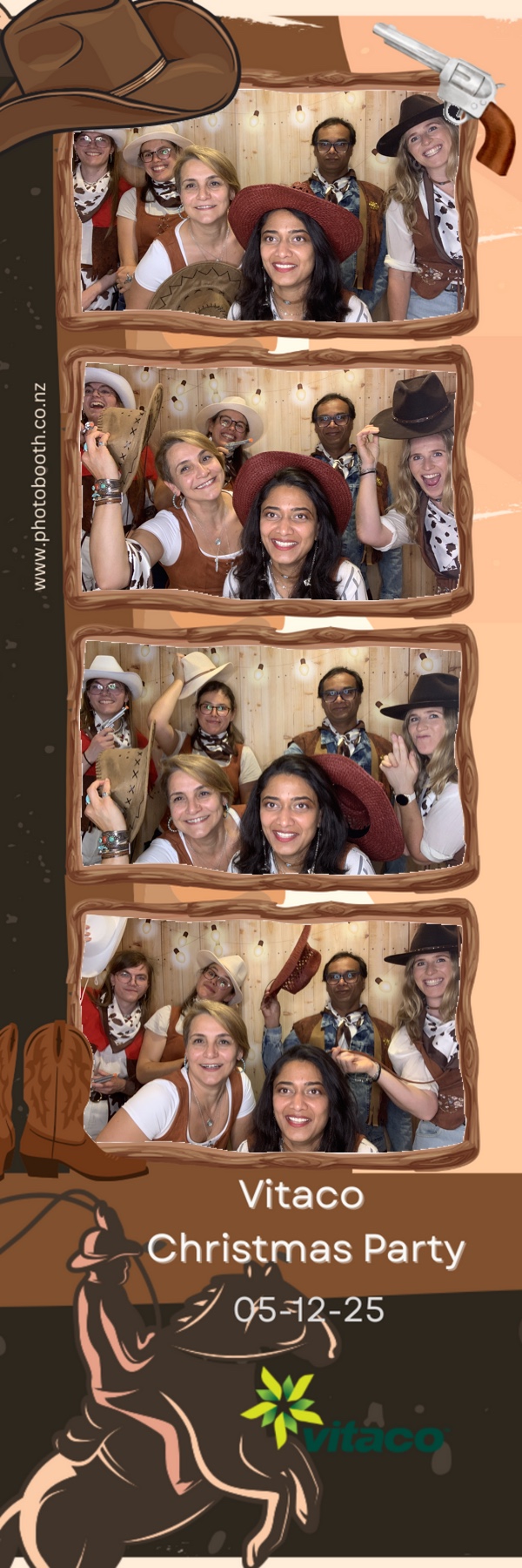 Vitaco Christmas Party | View more photos from the event at gallery.photobooth.co.nz/u/SelfieCentral/Vitaco-Christmas-Party-1