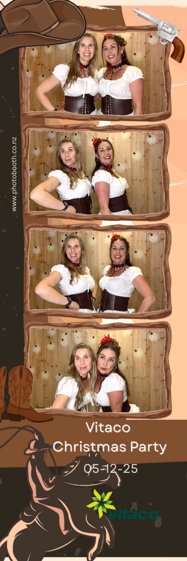 Vitaco Christmas Party | View more photos from the event at gallery.photobooth.co.nz/u/SelfieCentral/Vitaco-Christmas-Party-1