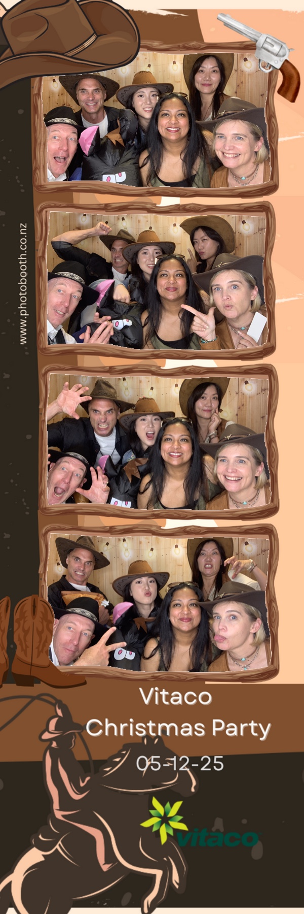 Vitaco Christmas Party | View more photos from the event at gallery.photobooth.co.nz/u/SelfieCentral/Vitaco-Christmas-Party-1