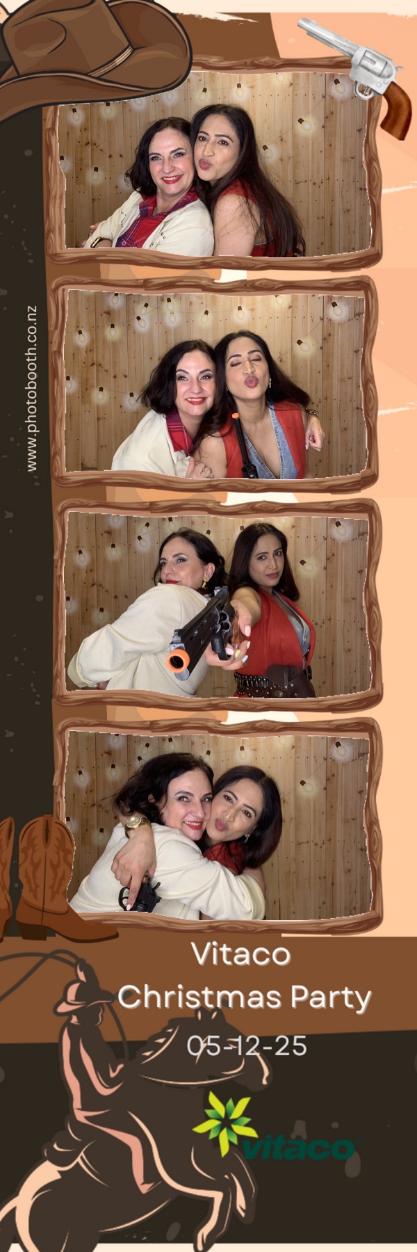Vitaco Christmas Party | View more photos from the event at gallery.photobooth.co.nz/u/SelfieCentral/Vitaco-Christmas-Party-1