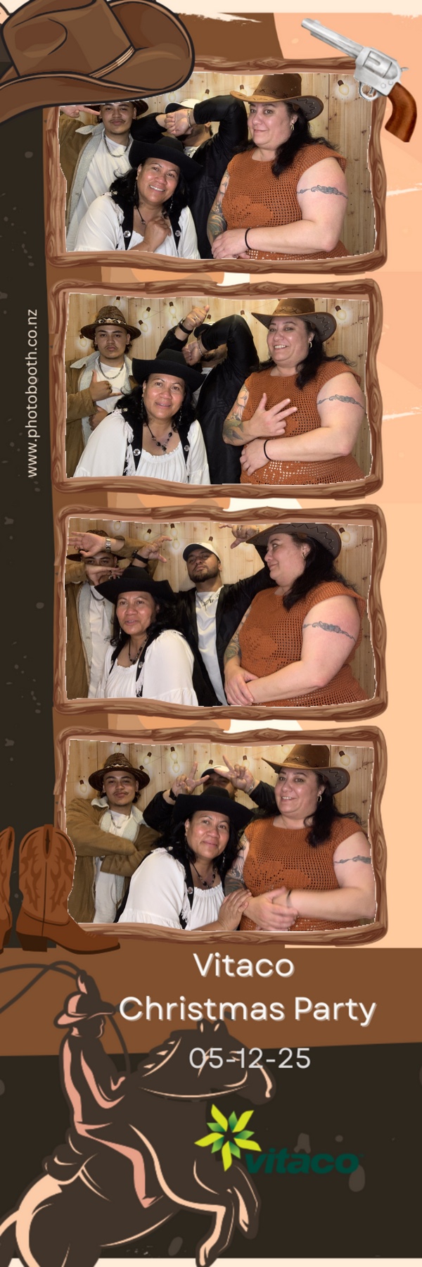 Vitaco Christmas Party | View more photos from the event at gallery.photobooth.co.nz/u/SelfieCentral/Vitaco-Christmas-Party-1