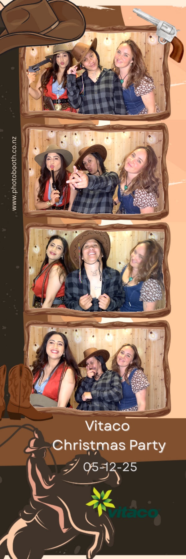 Vitaco Christmas Party | View more photos from the event at gallery.photobooth.co.nz/u/SelfieCentral/Vitaco-Christmas-Party-1