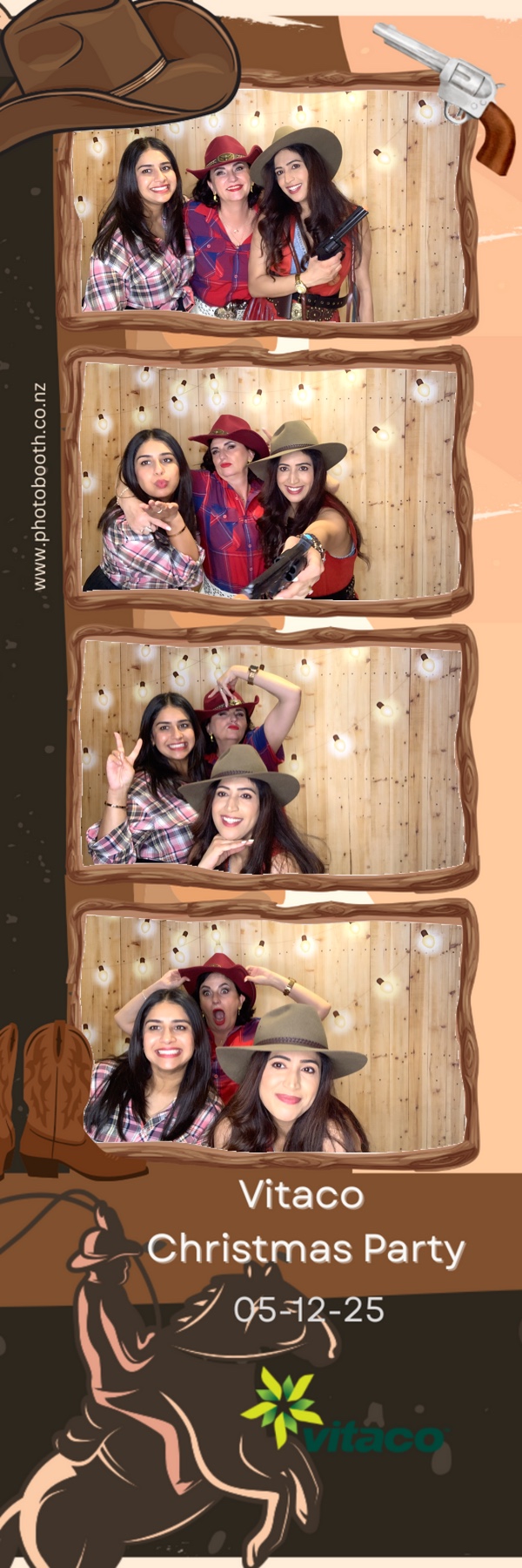 Vitaco Christmas Party | View more photos from the event at gallery.photobooth.co.nz/u/SelfieCentral/Vitaco-Christmas-Party-1