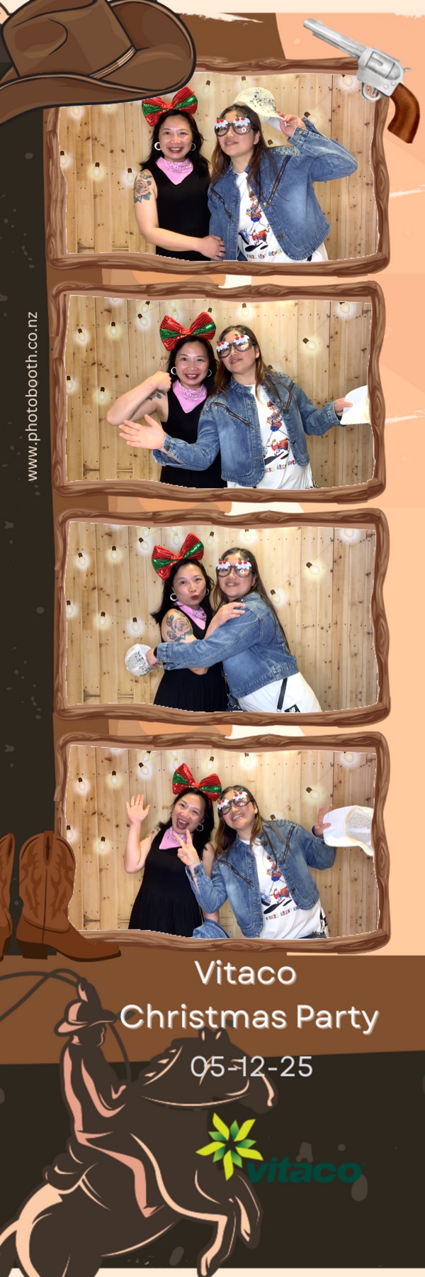 Vitaco Christmas Party | View more photos from the event at gallery.photobooth.co.nz/u/SelfieCentral/Vitaco-Christmas-Party-1
