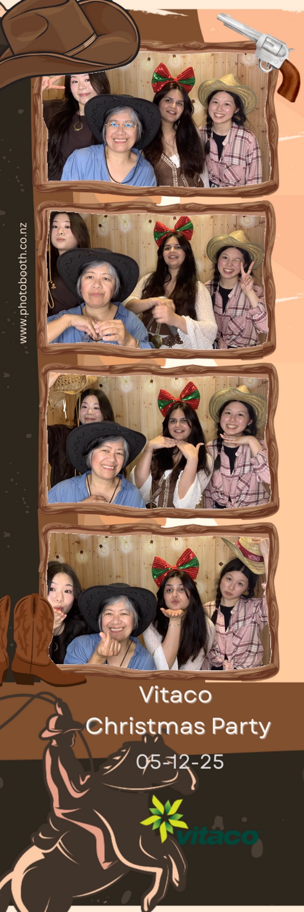 Vitaco Christmas Party | View more photos from the event at gallery.photobooth.co.nz/u/SelfieCentral/Vitaco-Christmas-Party-1