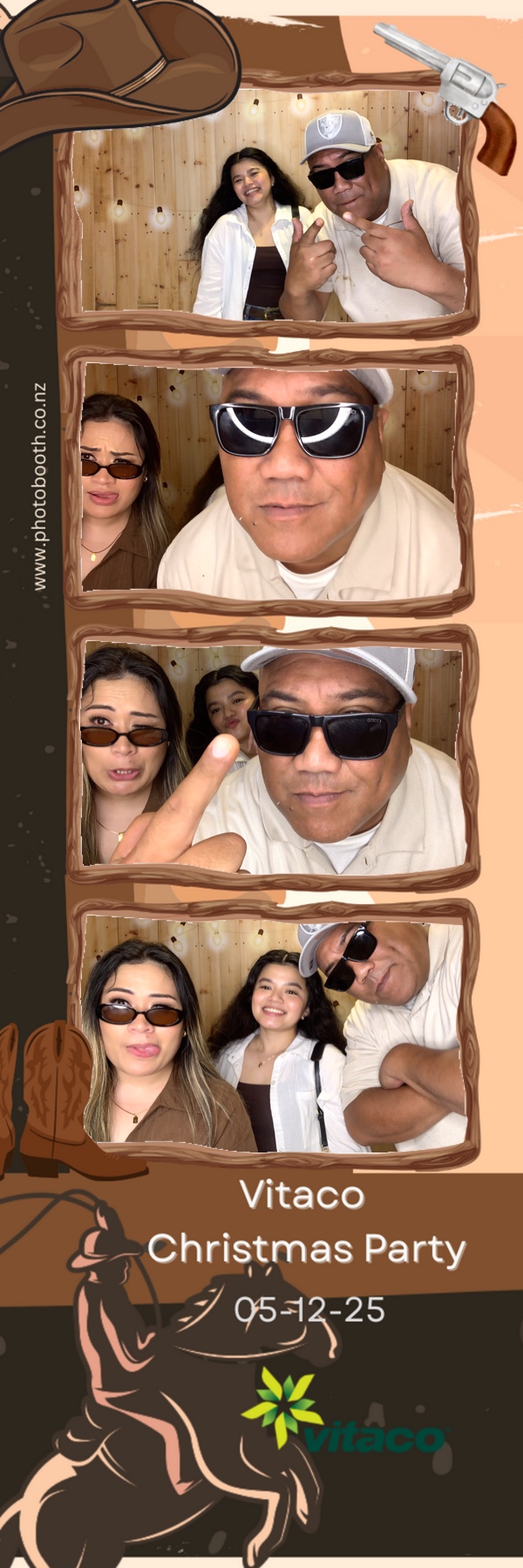 Vitaco Christmas Party | View more photos from the event at gallery.photobooth.co.nz/u/SelfieCentral/Vitaco-Christmas-Party-1