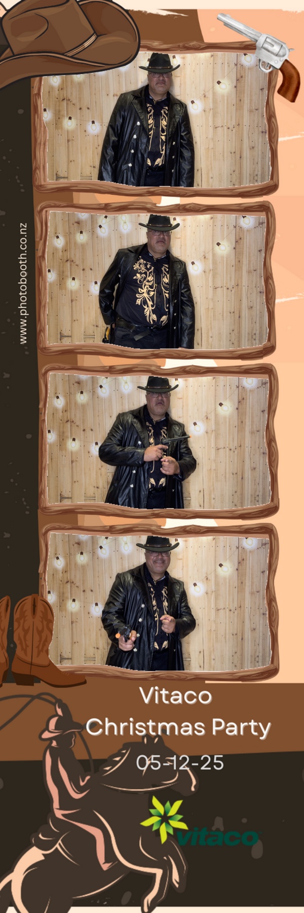 Vitaco Christmas Party | View more photos from the event at gallery.photobooth.co.nz/u/SelfieCentral/Vitaco-Christmas-Party-1