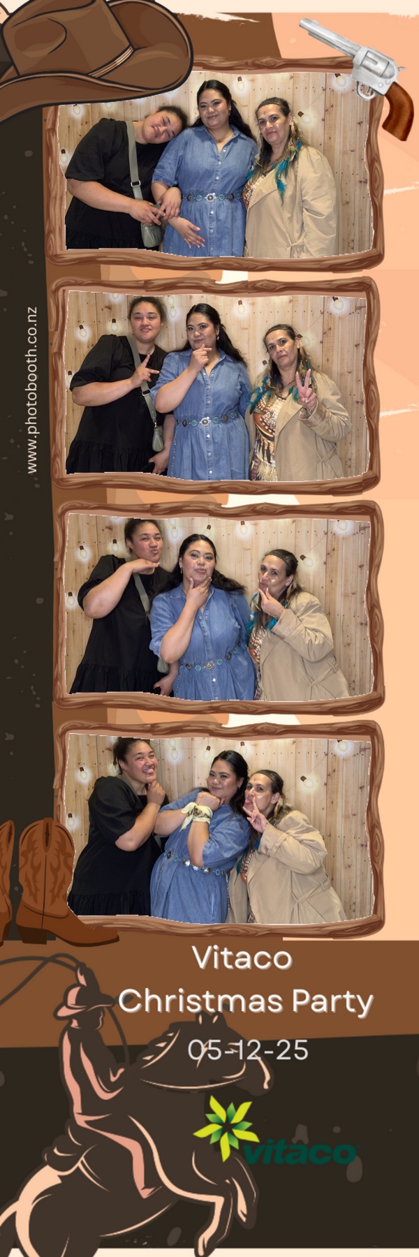 Vitaco Christmas Party | View more photos from the event at gallery.photobooth.co.nz/u/SelfieCentral/Vitaco-Christmas-Party-1