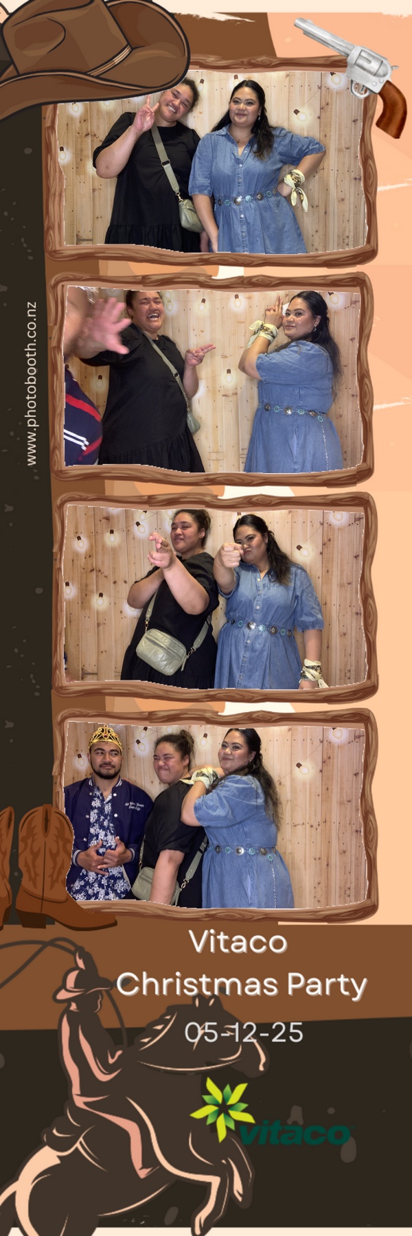 Vitaco Christmas Party | View more photos from the event at gallery.photobooth.co.nz/u/SelfieCentral/Vitaco-Christmas-Party-1