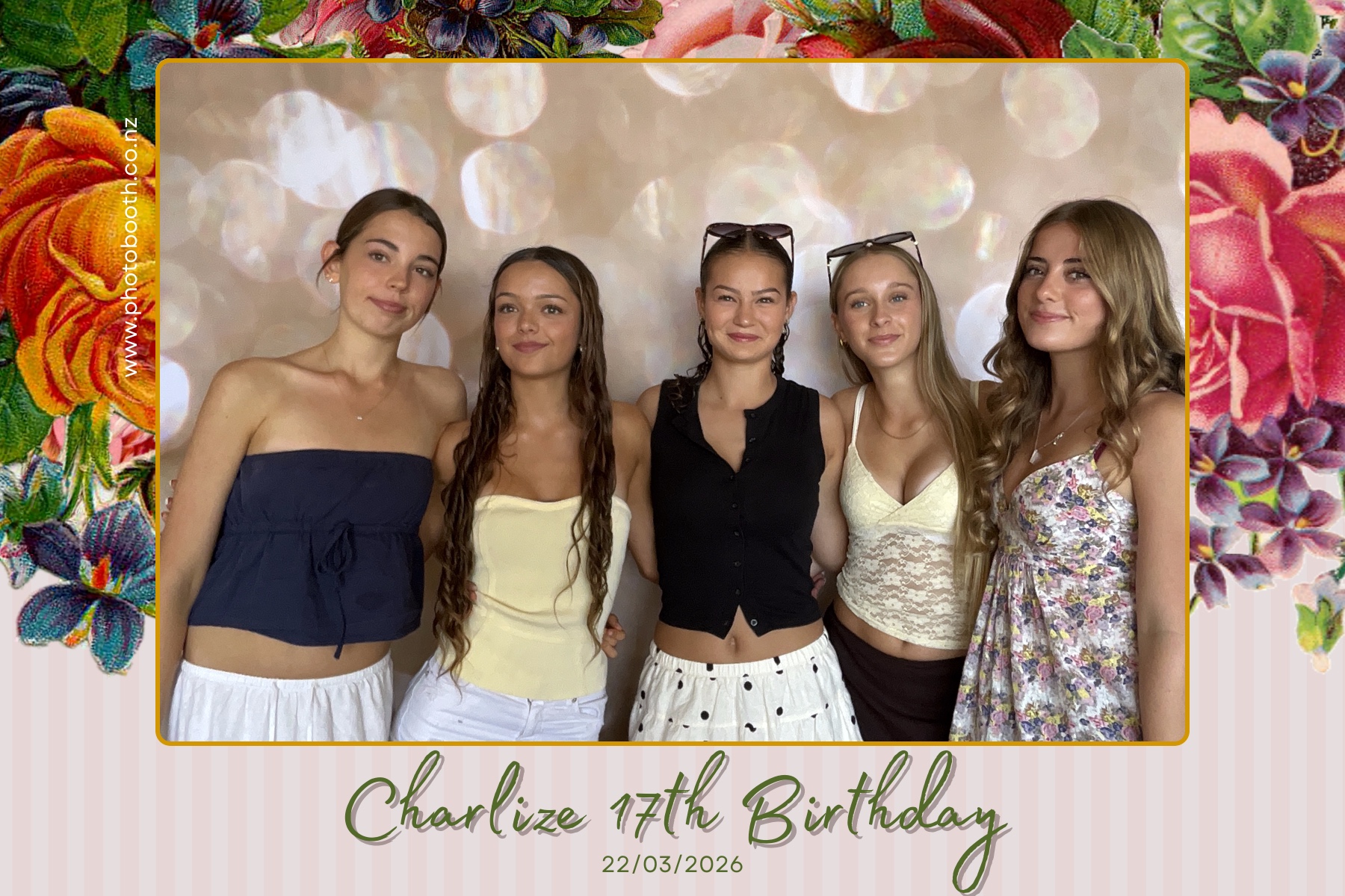 Charlie's 17th Birthday | View more photos from the event at gallery.photobooth.co.nz/u/SelfieCentral/Charlies-17th-Birthday