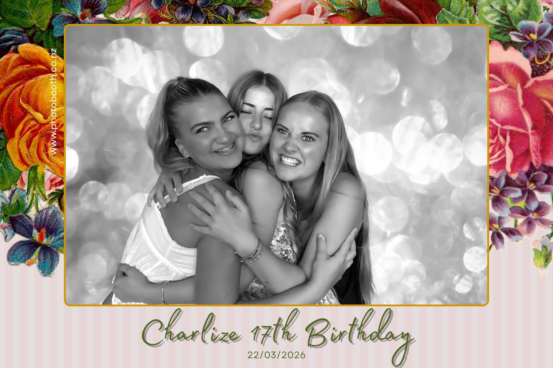 Charlie's 17th Birthday | View more photos from the event at gallery.photobooth.co.nz/u/SelfieCentral/Charlies-17th-Birthday