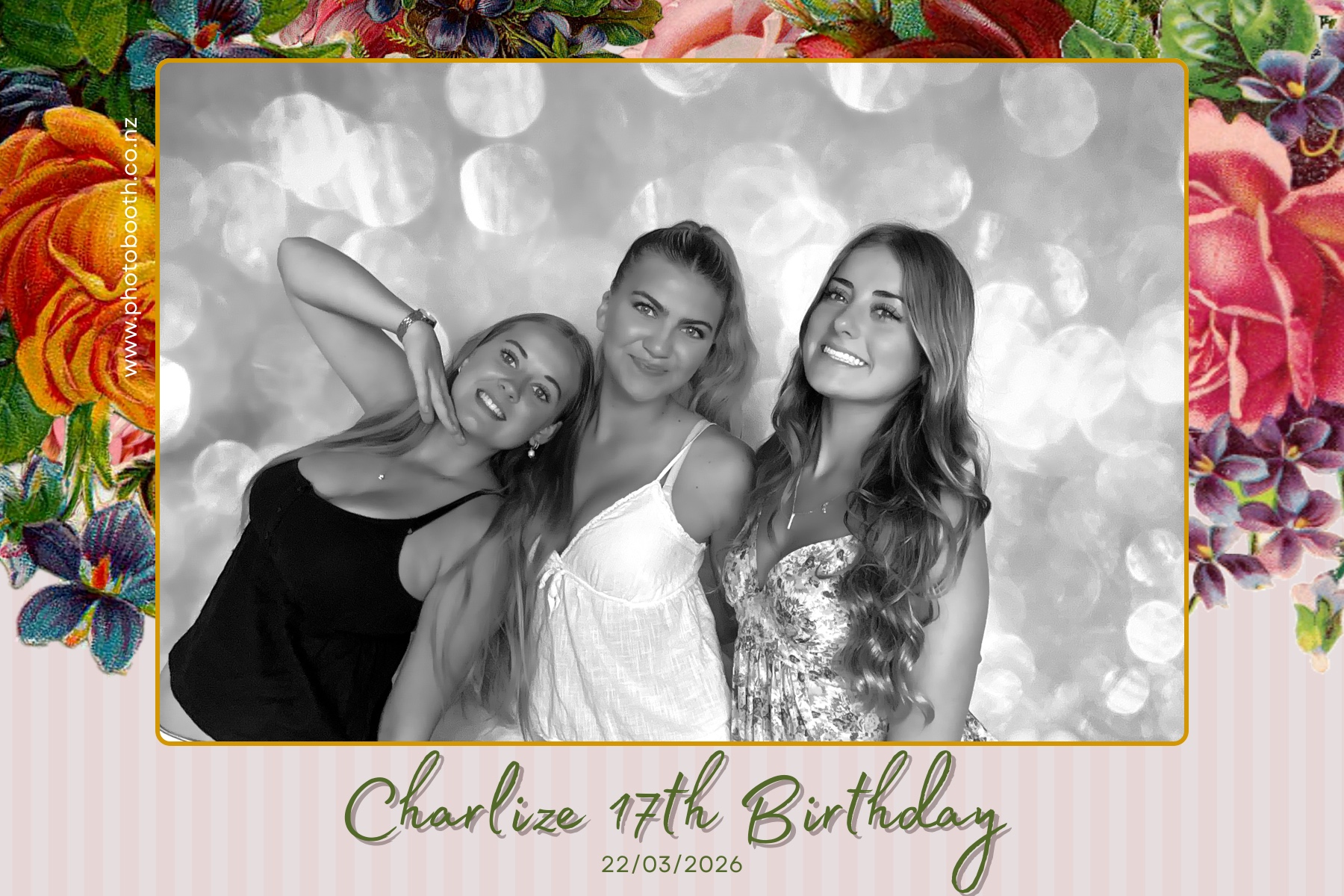 Charlie's 17th Birthday | View more photos from the event at gallery.photobooth.co.nz/u/SelfieCentral/Charlies-17th-Birthday