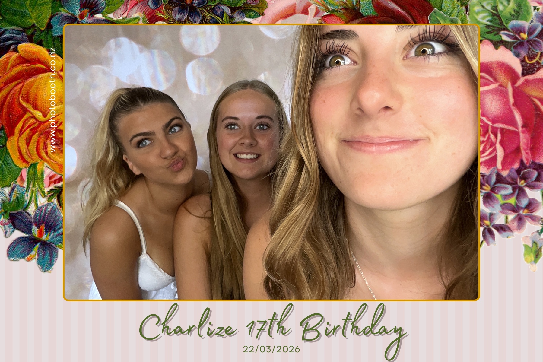 Charlie's 17th Birthday | View more photos from the event at gallery.photobooth.co.nz/u/SelfieCentral/Charlies-17th-Birthday