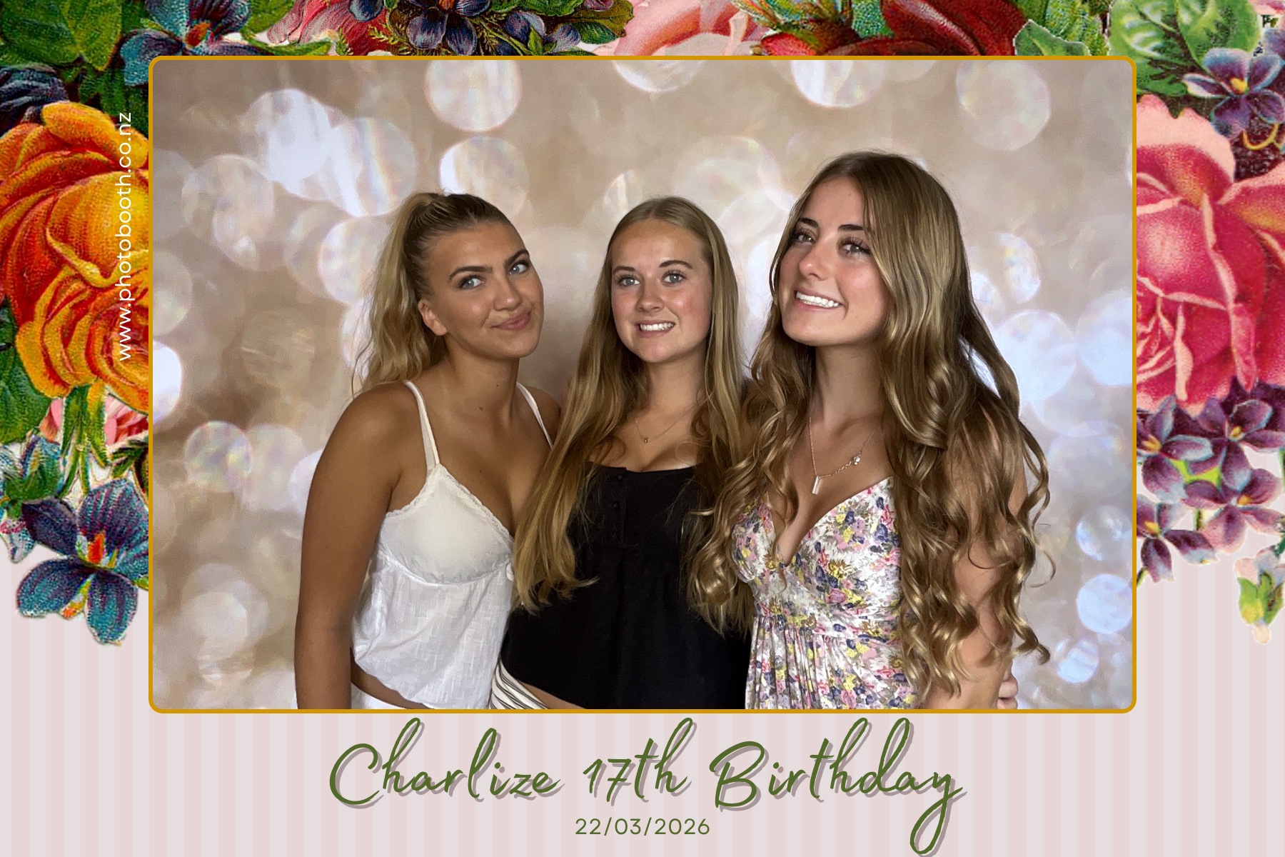 Charlie's 17th Birthday | View more photos from the event at gallery.photobooth.co.nz/u/SelfieCentral/Charlies-17th-Birthday