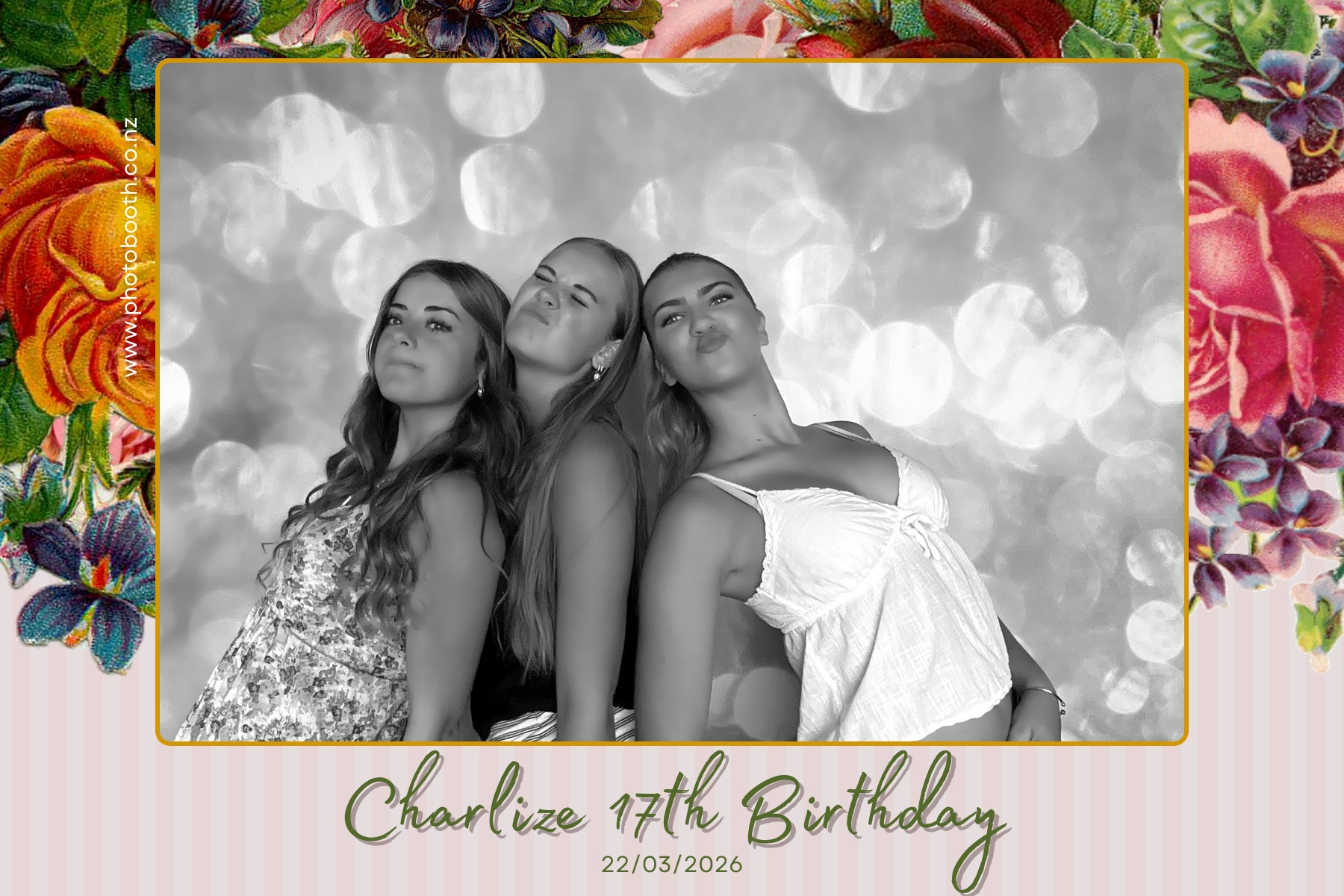 Charlie's 17th Birthday | View more photos from the event at gallery.photobooth.co.nz/u/SelfieCentral/Charlies-17th-Birthday