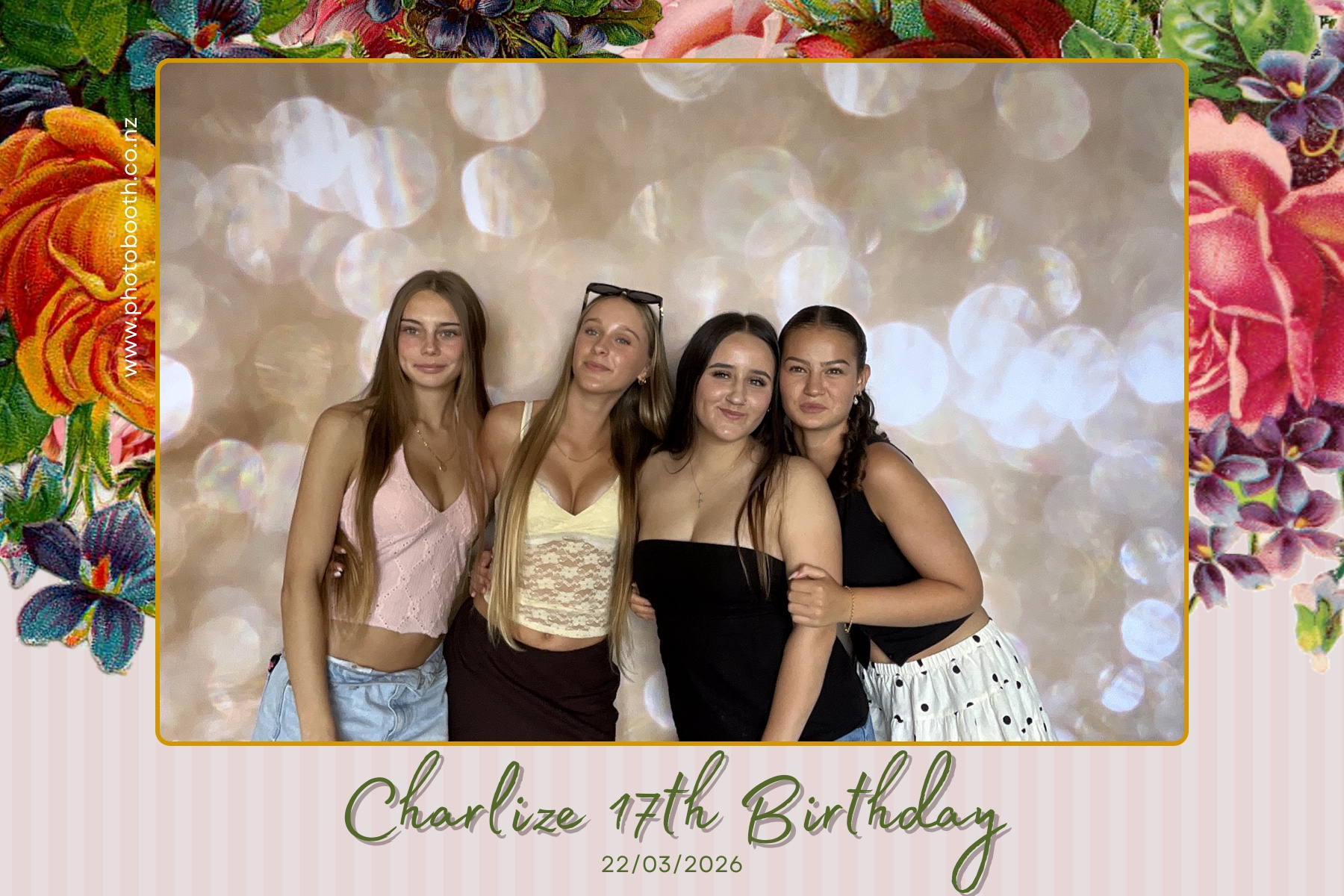 Charlie's 17th Birthday | View more photos from the event at gallery.photobooth.co.nz/u/SelfieCentral/Charlies-17th-Birthday