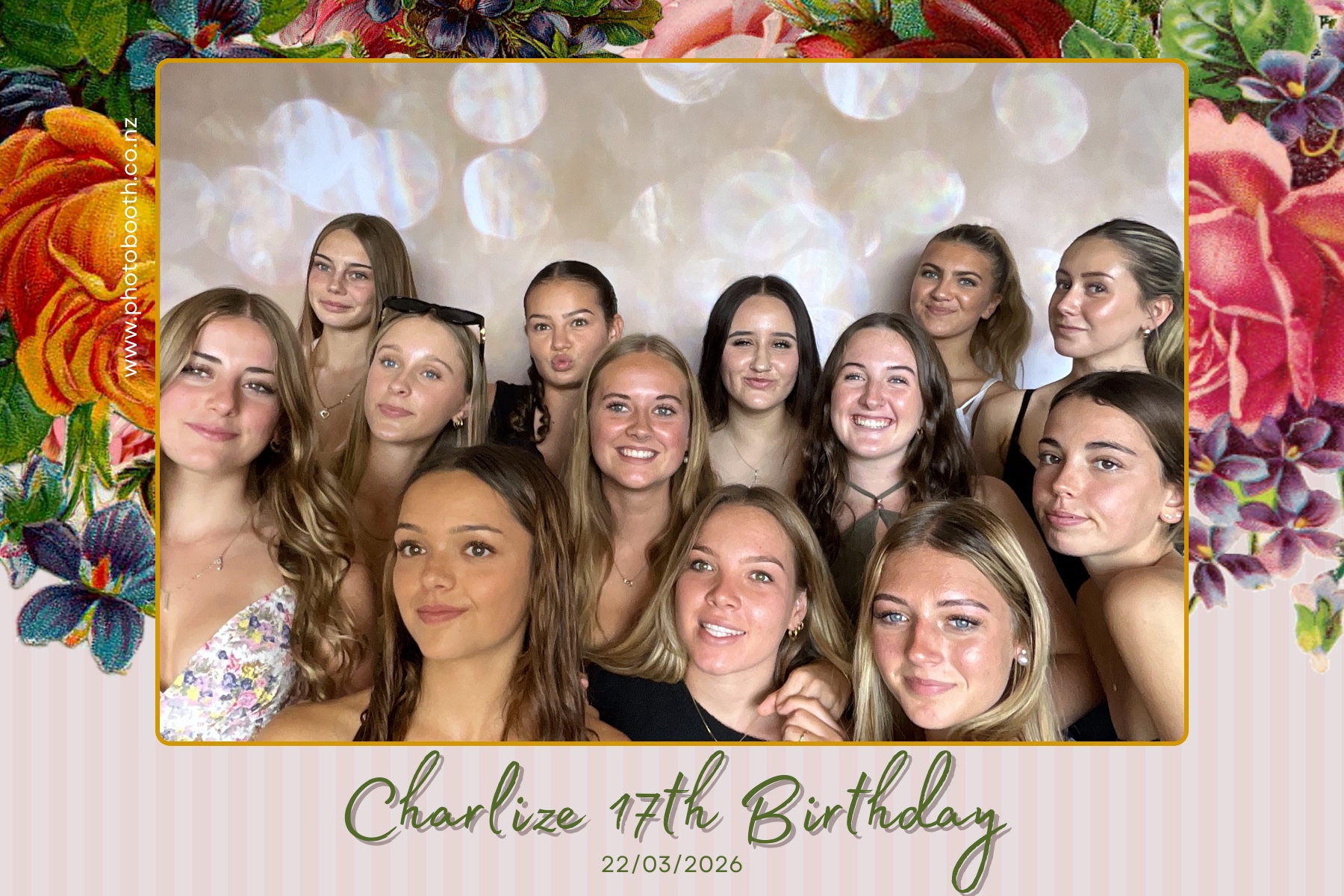 Charlie's 17th Birthday | View more photos from the event at gallery.photobooth.co.nz/u/SelfieCentral/Charlies-17th-Birthday