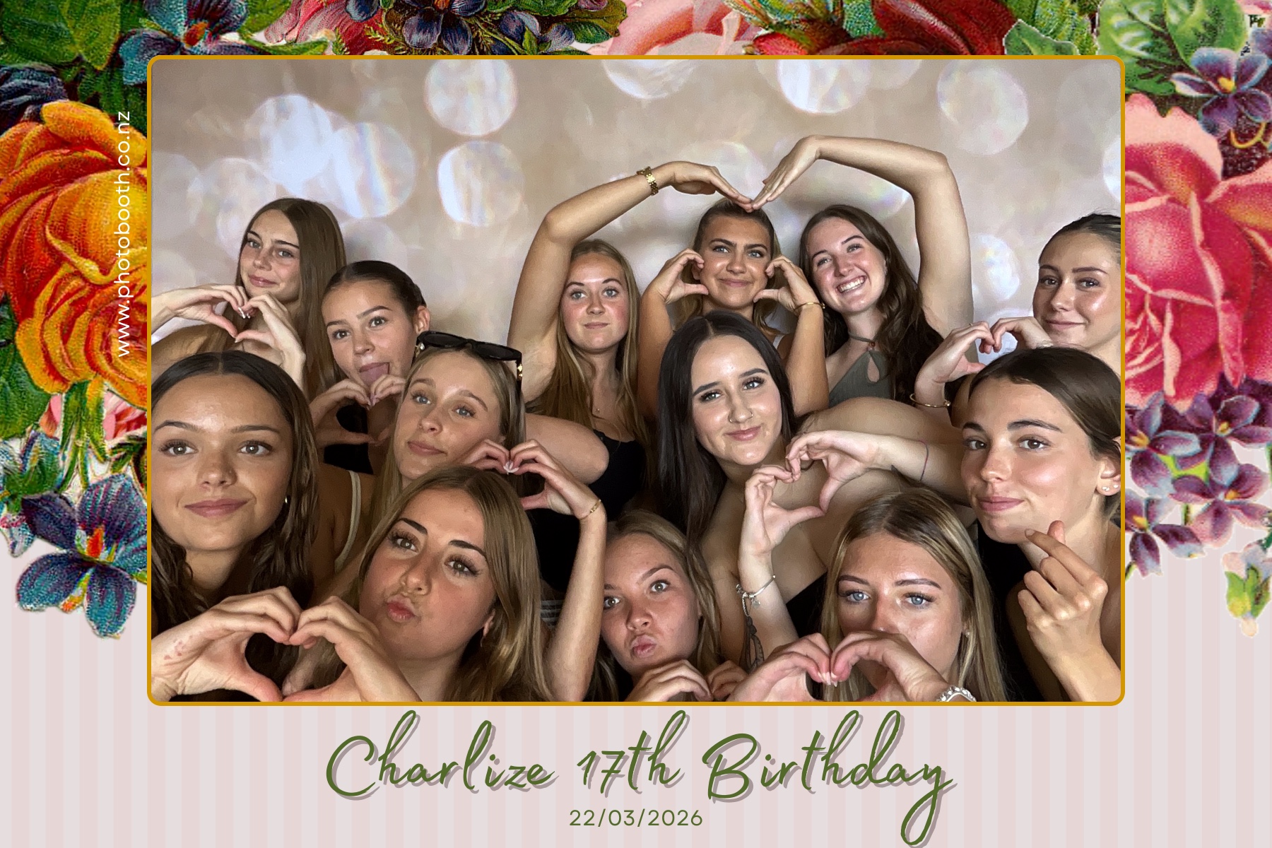 Charlie's 17th Birthday | View more photos from the event at gallery.photobooth.co.nz/u/SelfieCentral/Charlies-17th-Birthday