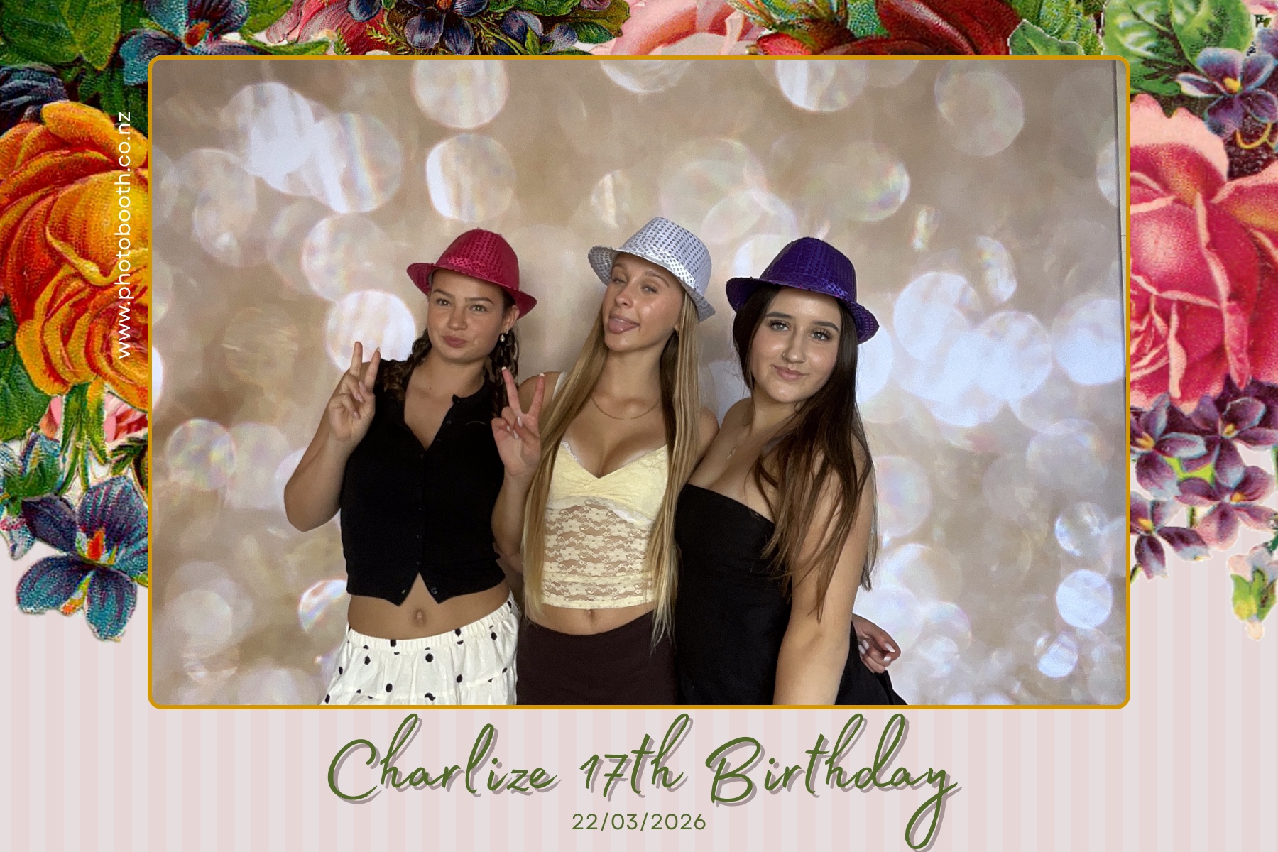 Charlie's 17th Birthday | View more photos from the event at gallery.photobooth.co.nz/u/SelfieCentral/Charlies-17th-Birthday