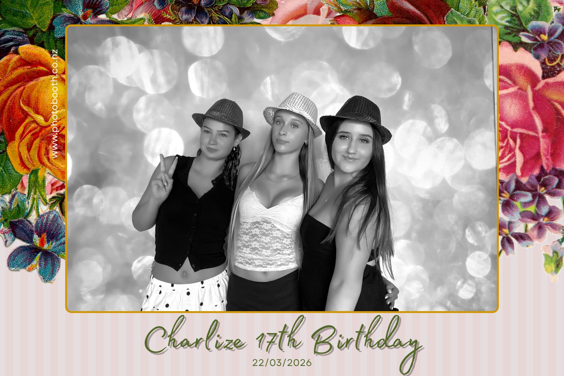 Charlie's 17th Birthday | View more photos from the event at gallery.photobooth.co.nz/u/SelfieCentral/Charlies-17th-Birthday