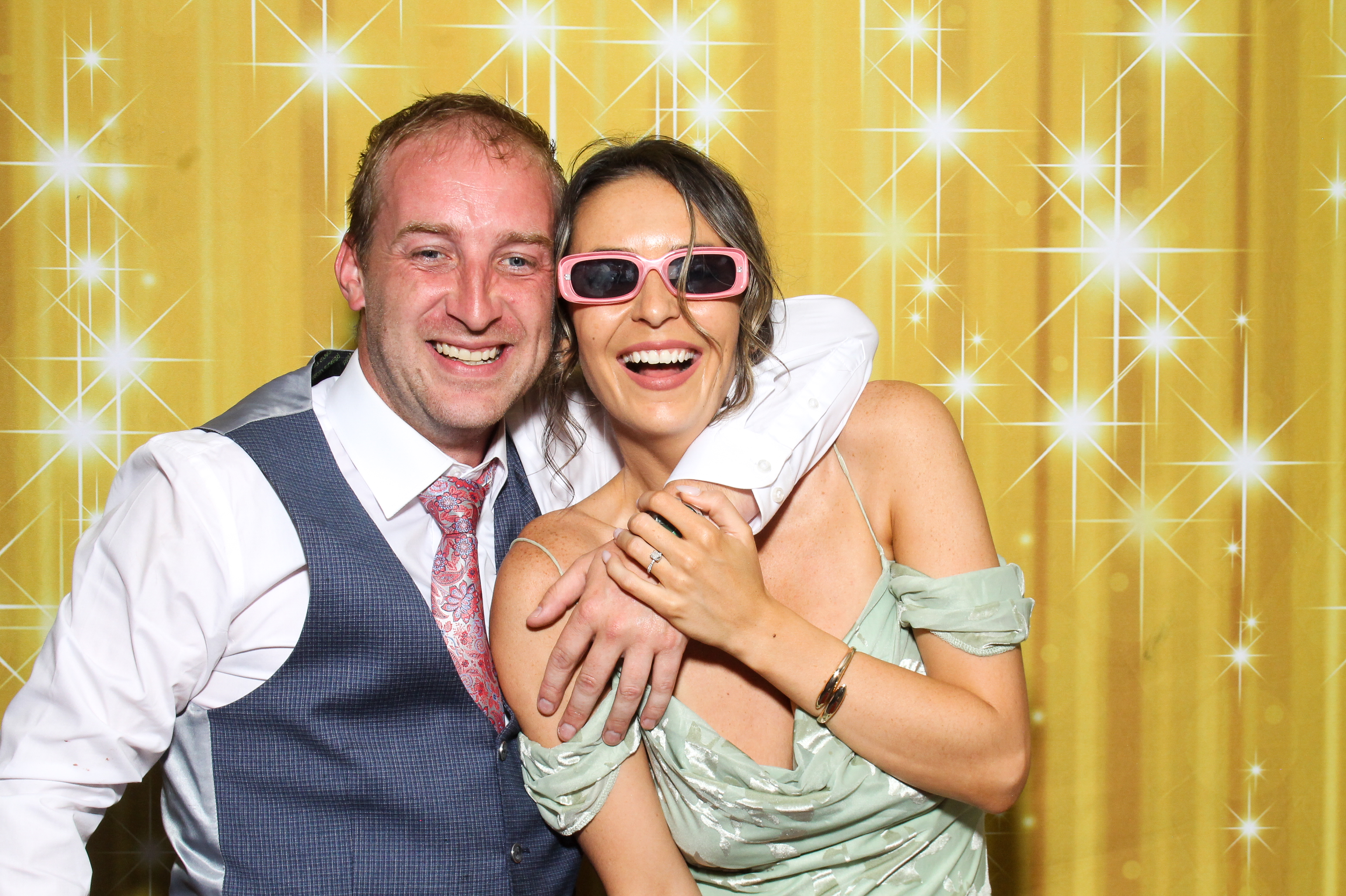 Alison & Michael | View more photos from the event at gallery.snapmagic.ie/u/SnapMagic/Alison-Michael