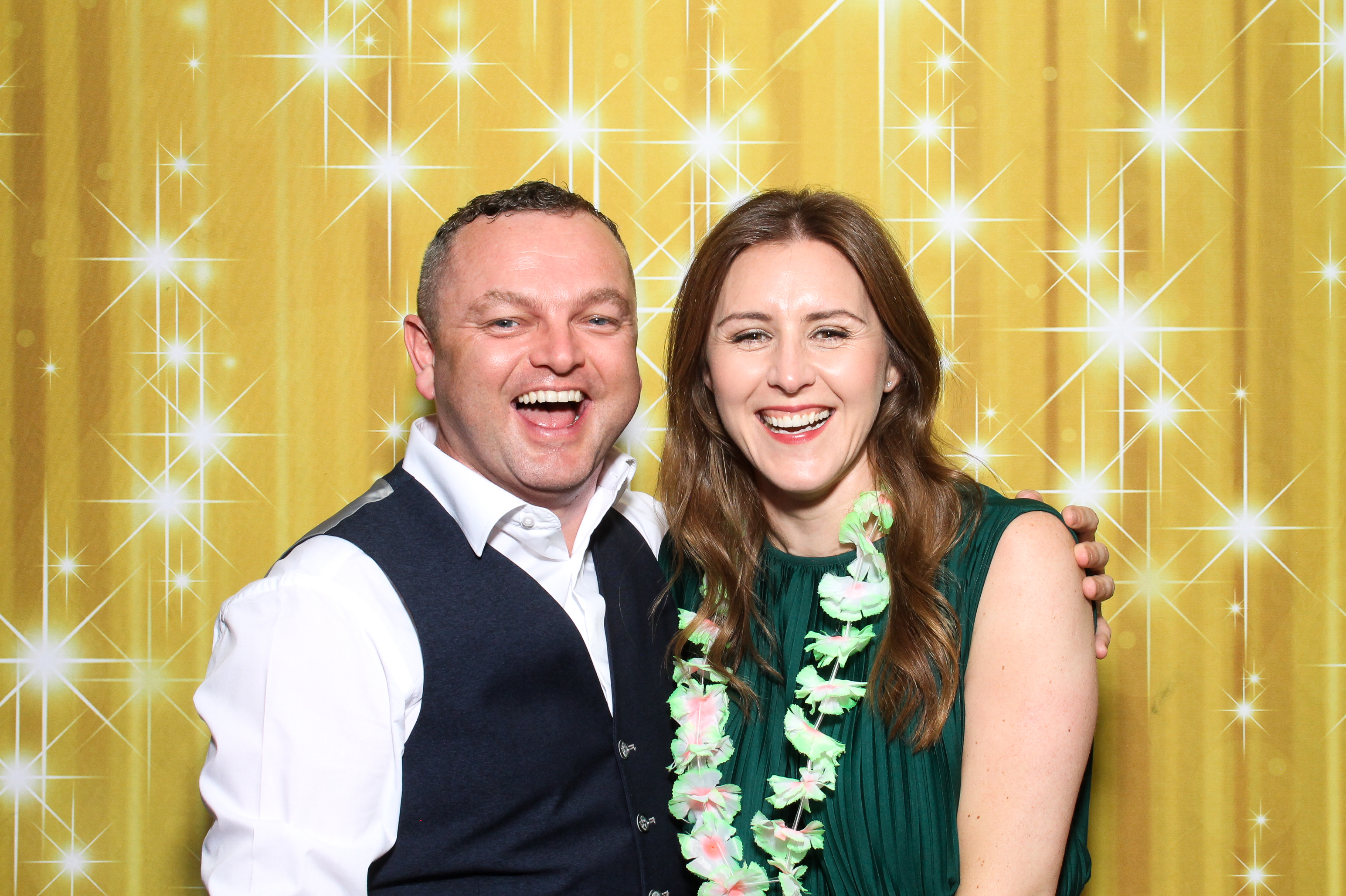 Alison & Michael | View more photos from the event at gallery.snapmagic.ie/u/SnapMagic/Alison-Michael