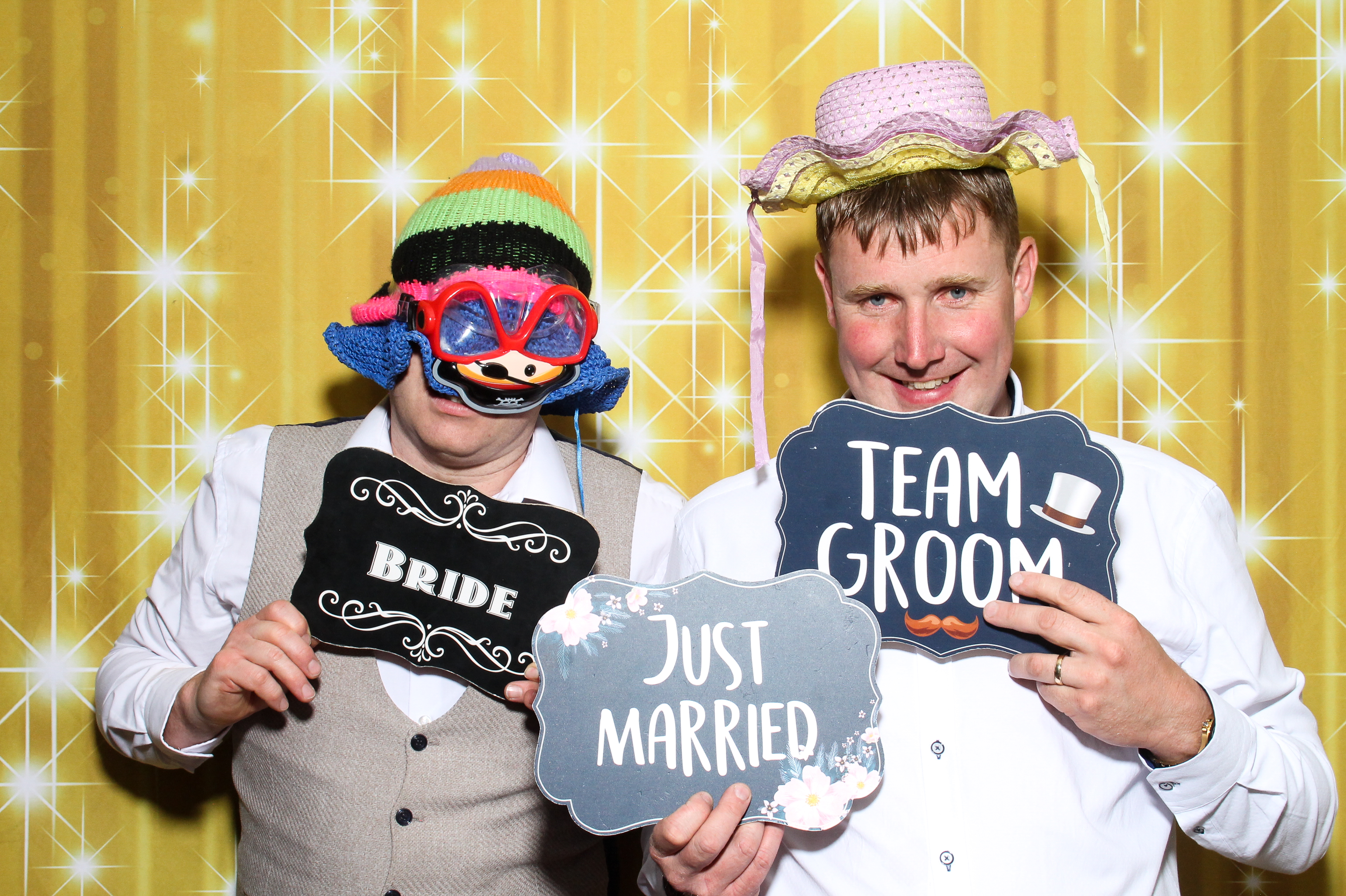 Alison & Michael | View more photos from the event at gallery.snapmagic.ie/u/SnapMagic/Alison-Michael