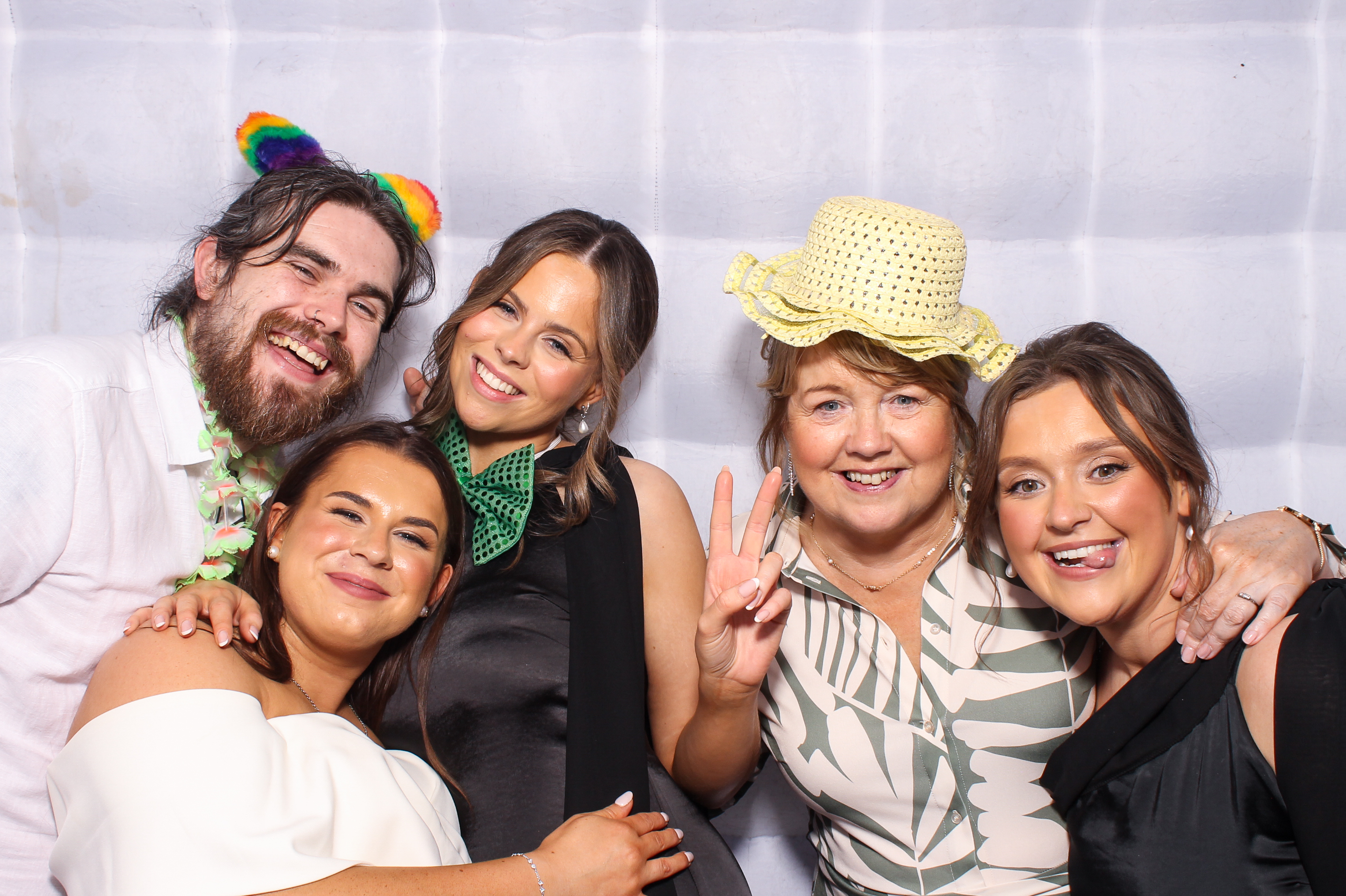 Callum & Jessica | View more photos from the event at gallery.snapmagic.ie/u/SnapMagic/Callum-Jessica