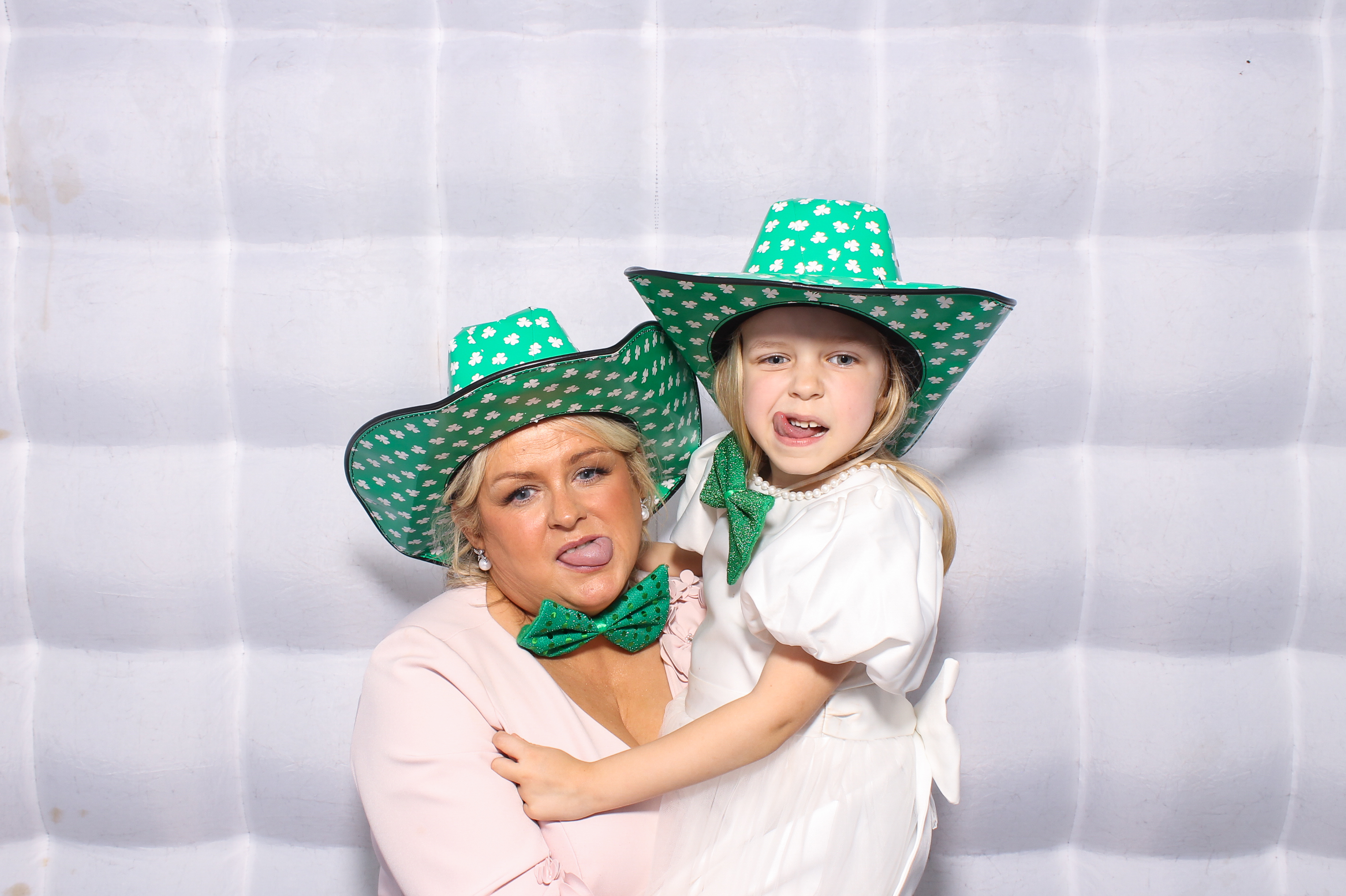 Callum & Jessica | View more photos from the event at gallery.snapmagic.ie/u/SnapMagic/Callum-Jessica