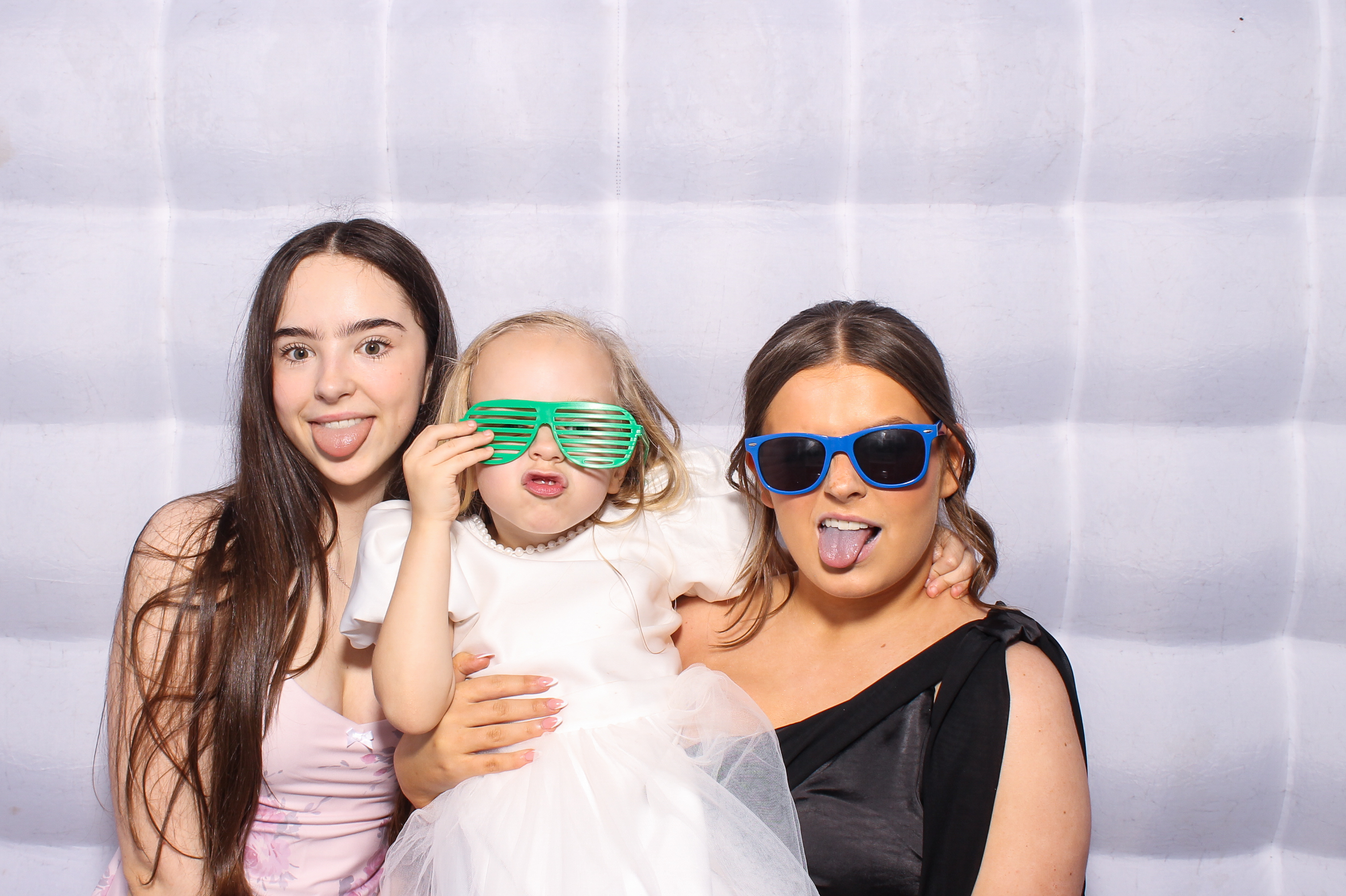 Callum & Jessica | View more photos from the event at gallery.snapmagic.ie/u/SnapMagic/Callum-Jessica