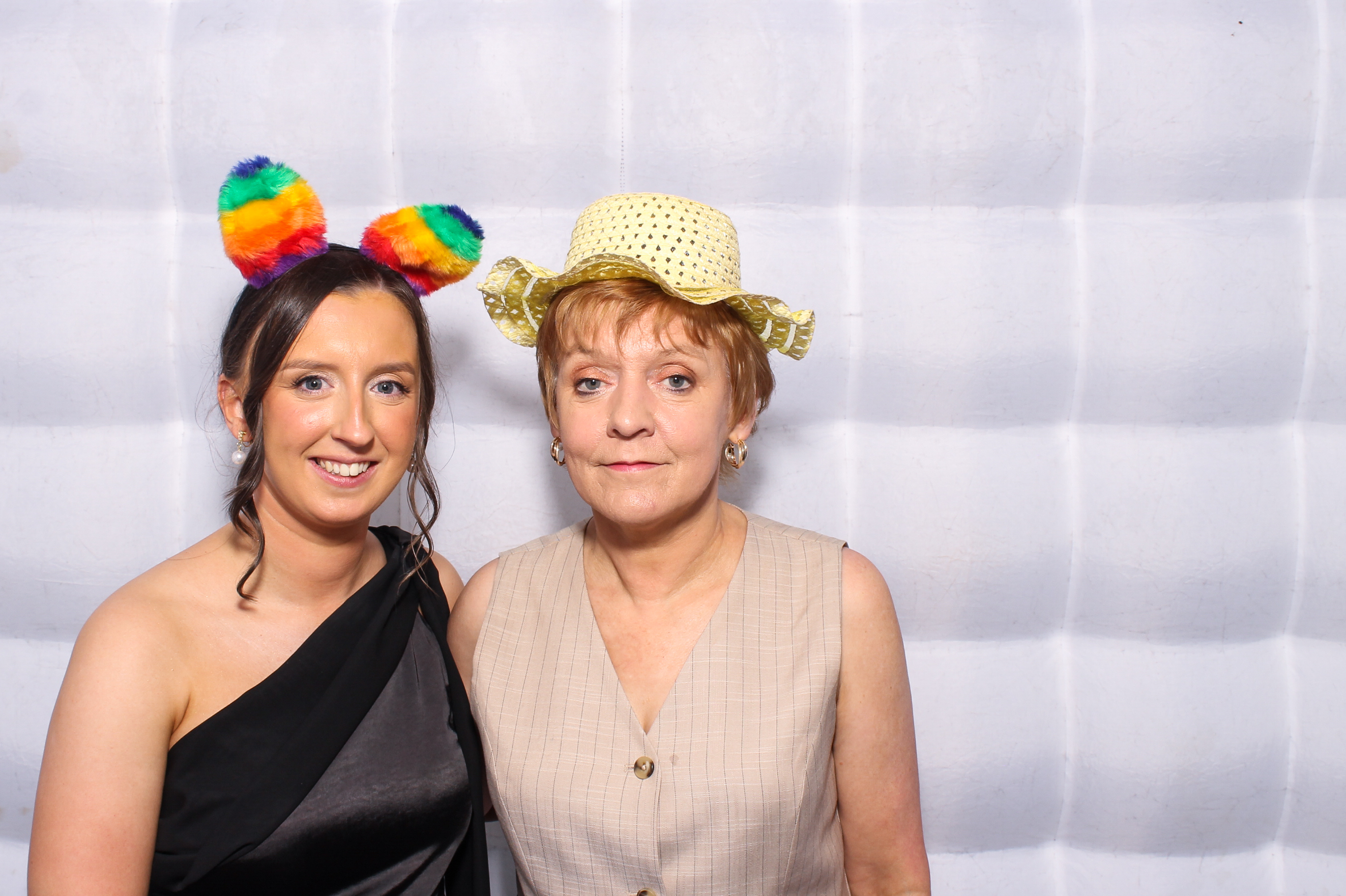 Callum & Jessica | View more photos from the event at gallery.snapmagic.ie/u/SnapMagic/Callum-Jessica