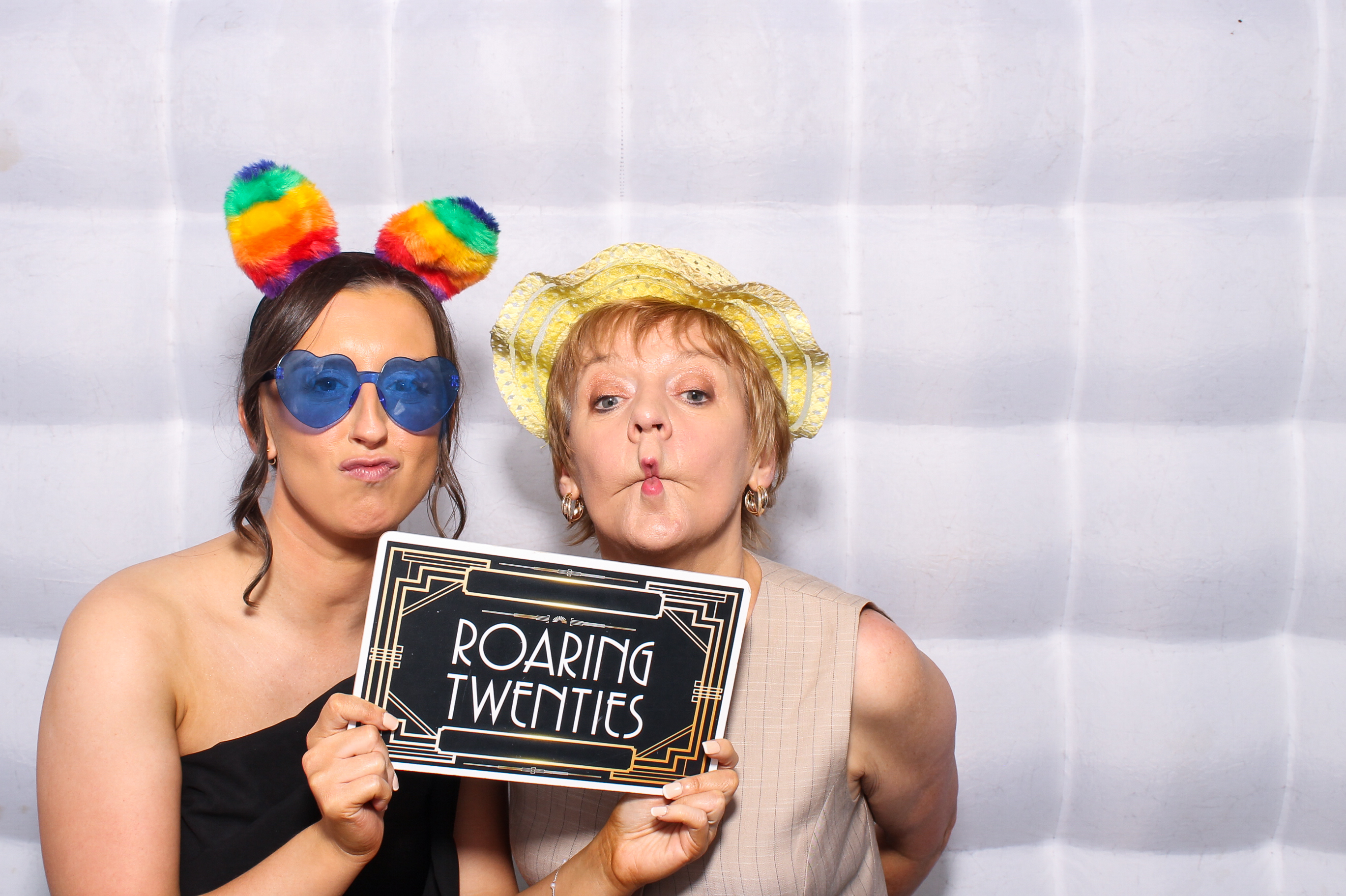 Callum & Jessica | View more photos from the event at gallery.snapmagic.ie/u/SnapMagic/Callum-Jessica