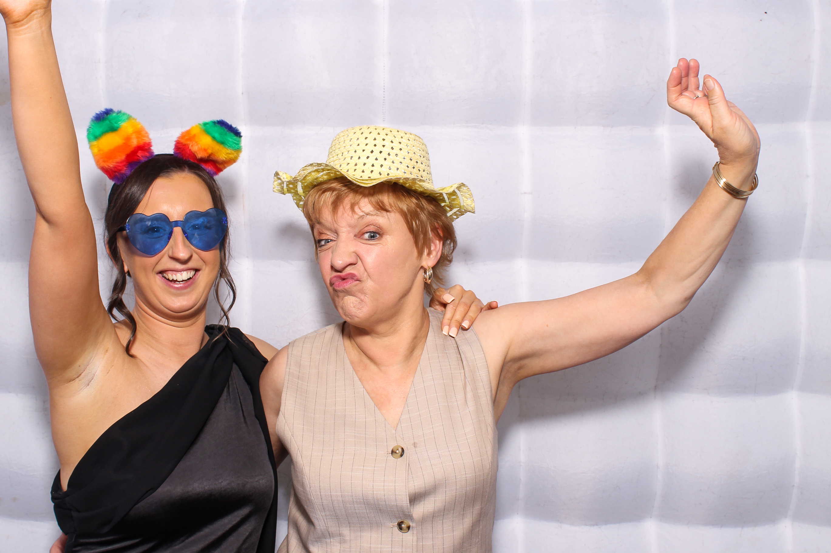 Callum & Jessica | View more photos from the event at gallery.snapmagic.ie/u/SnapMagic/Callum-Jessica