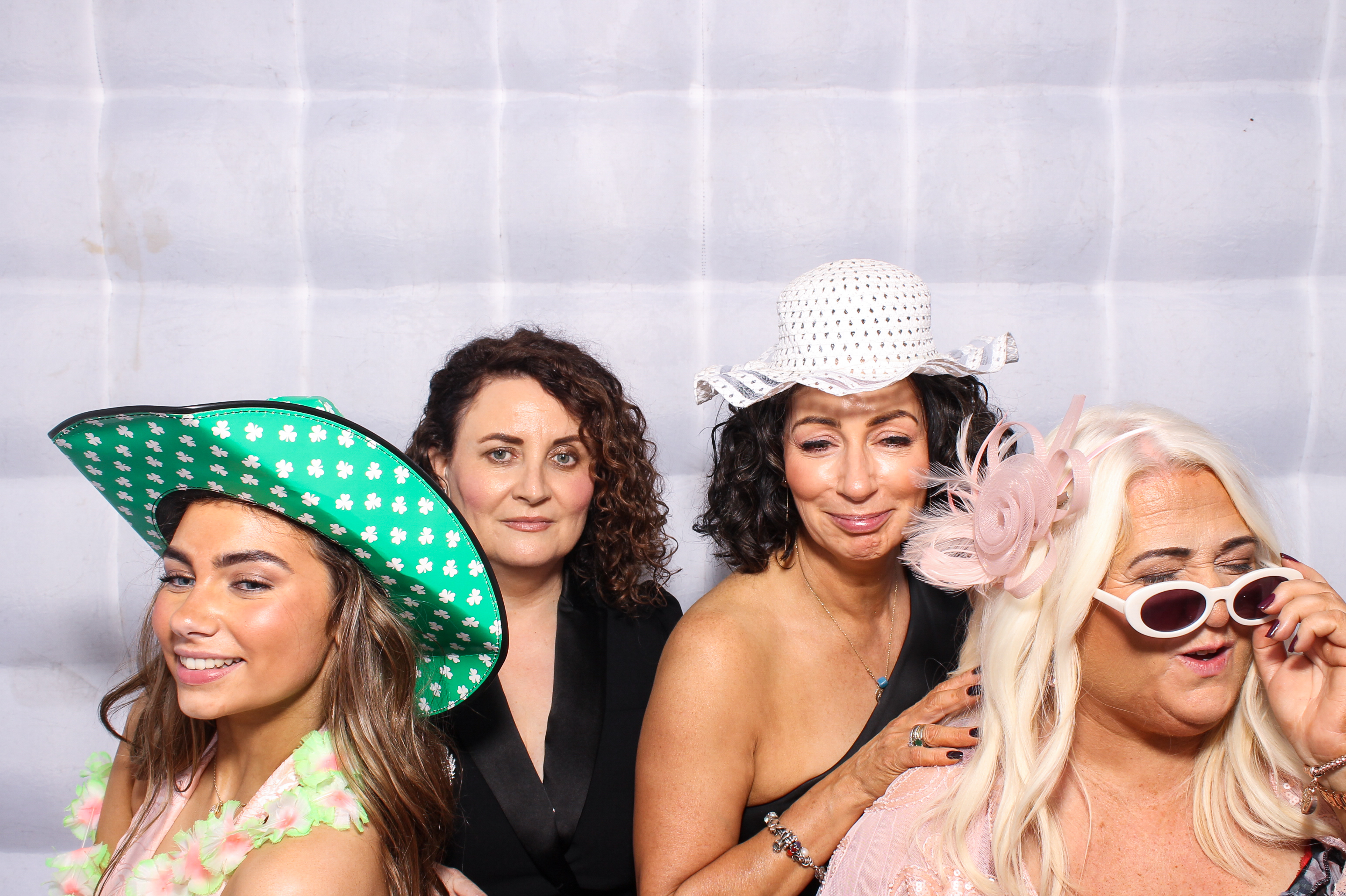 Callum & Jessica | View more photos from the event at gallery.snapmagic.ie/u/SnapMagic/Callum-Jessica