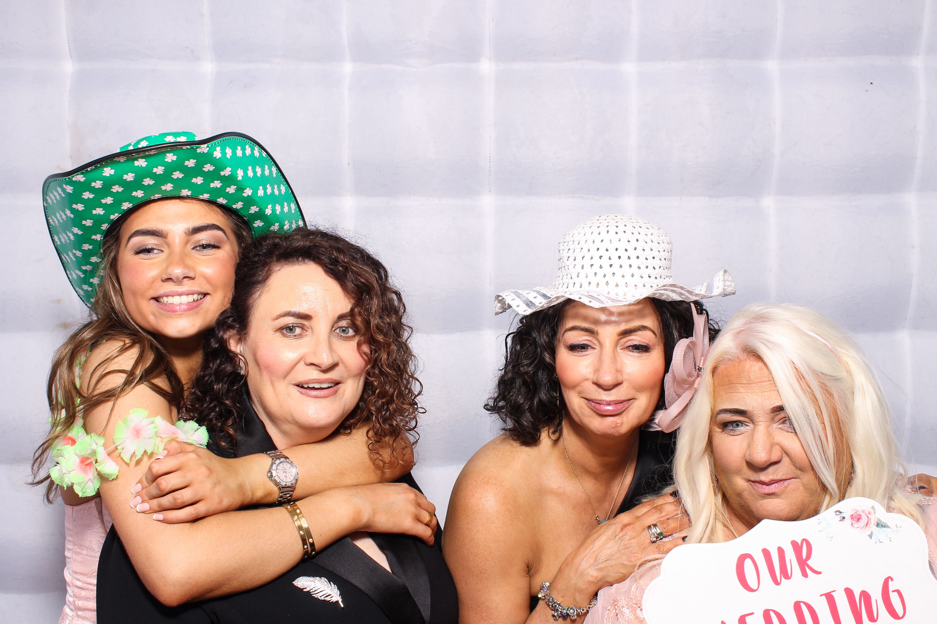 Callum & Jessica | View more photos from the event at gallery.snapmagic.ie/u/SnapMagic/Callum-Jessica