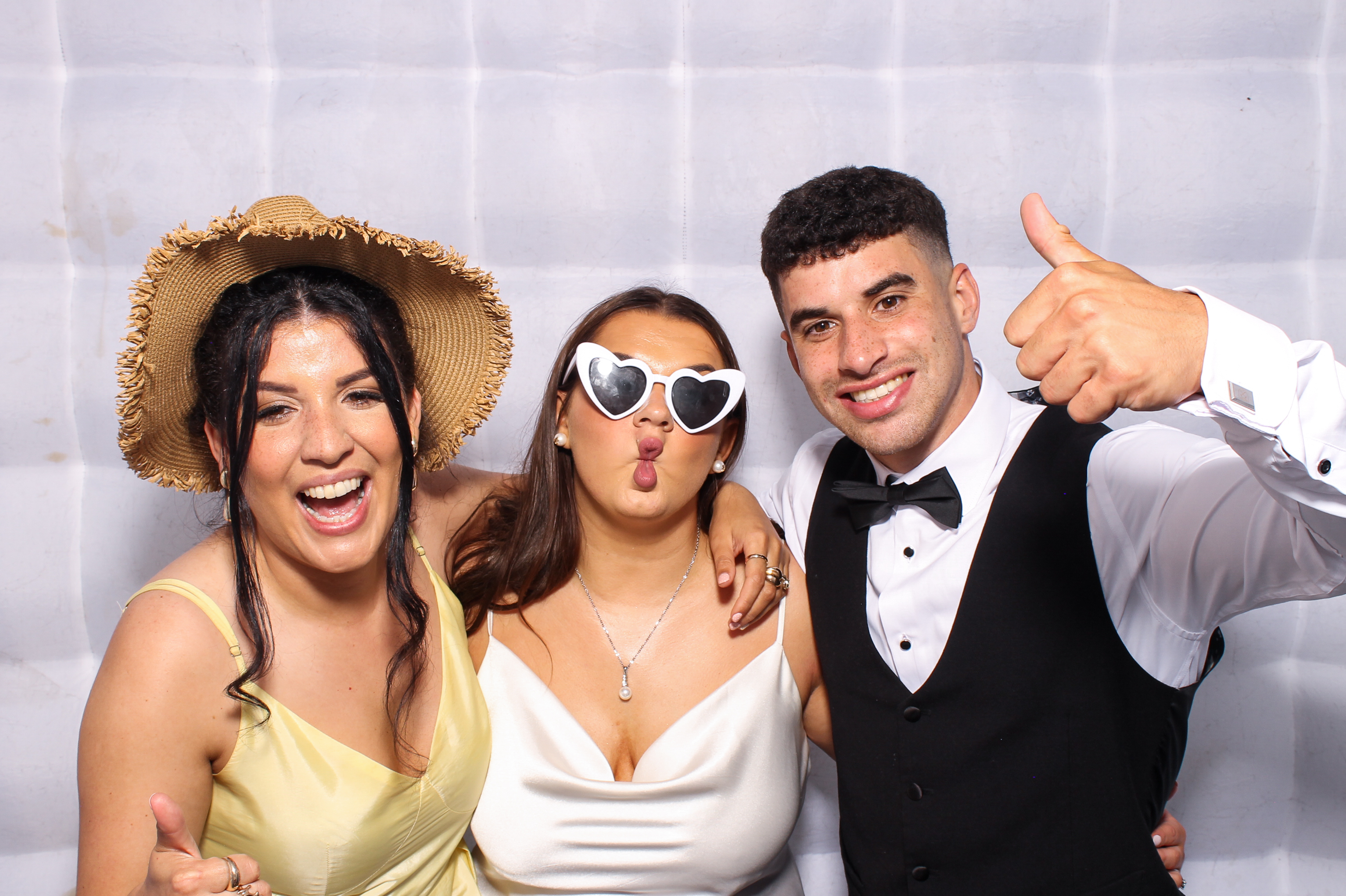 Callum & Jessica | View more photos from the event at gallery.snapmagic.ie/u/SnapMagic/Callum-Jessica