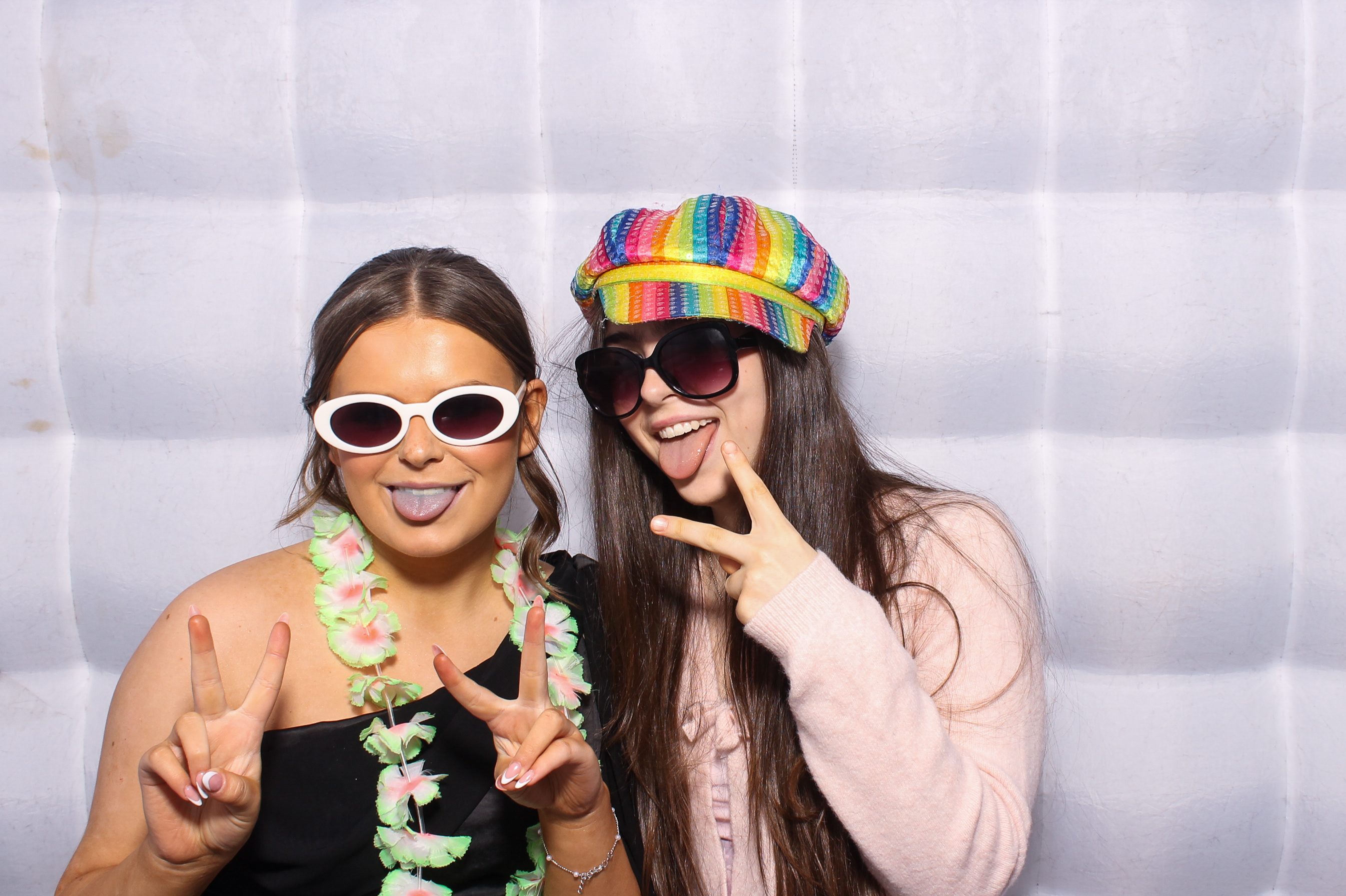 Callum & Jessica | View more photos from the event at gallery.snapmagic.ie/u/SnapMagic/Callum-Jessica