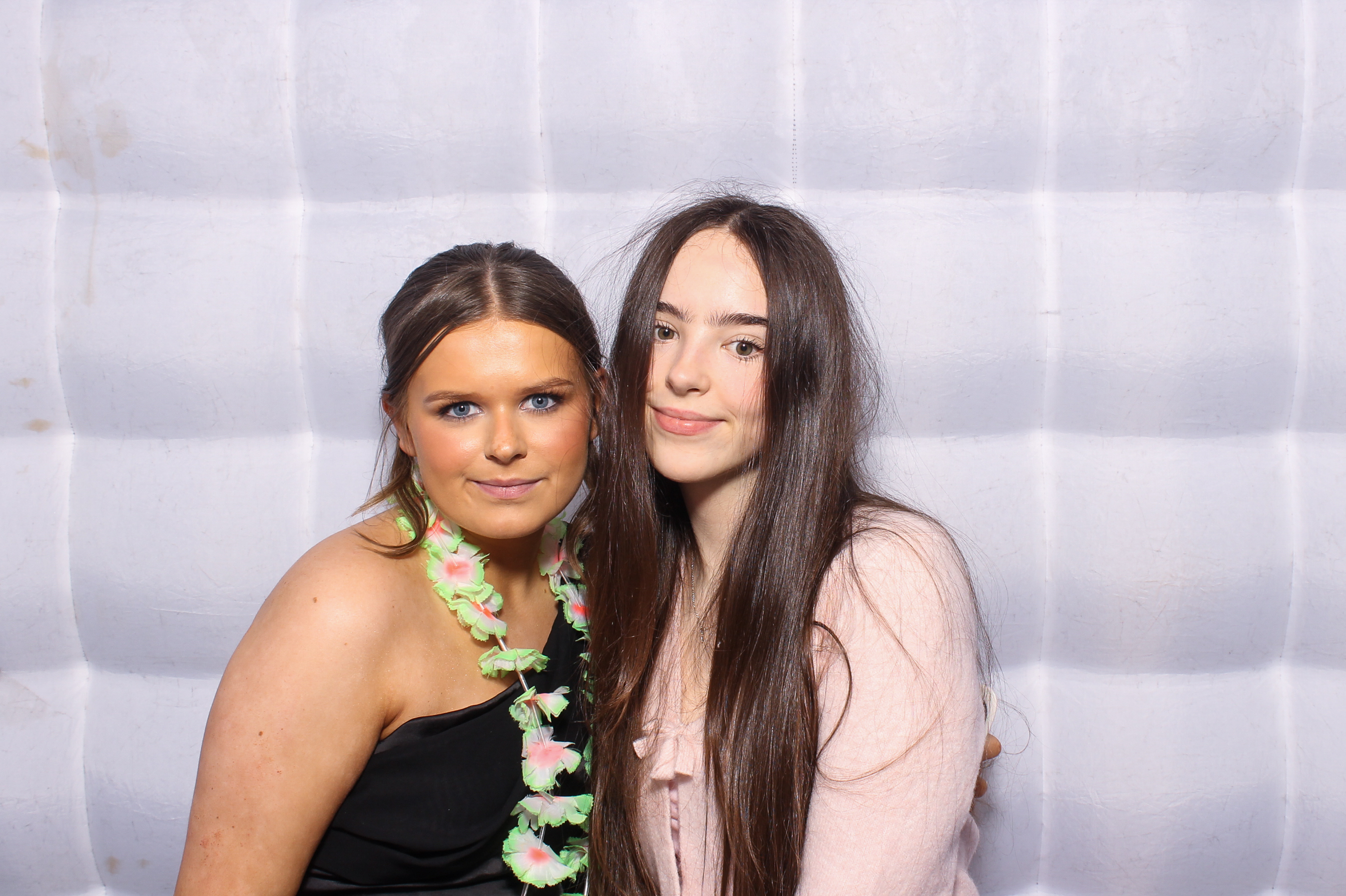 Callum & Jessica | View more photos from the event at gallery.snapmagic.ie/u/SnapMagic/Callum-Jessica