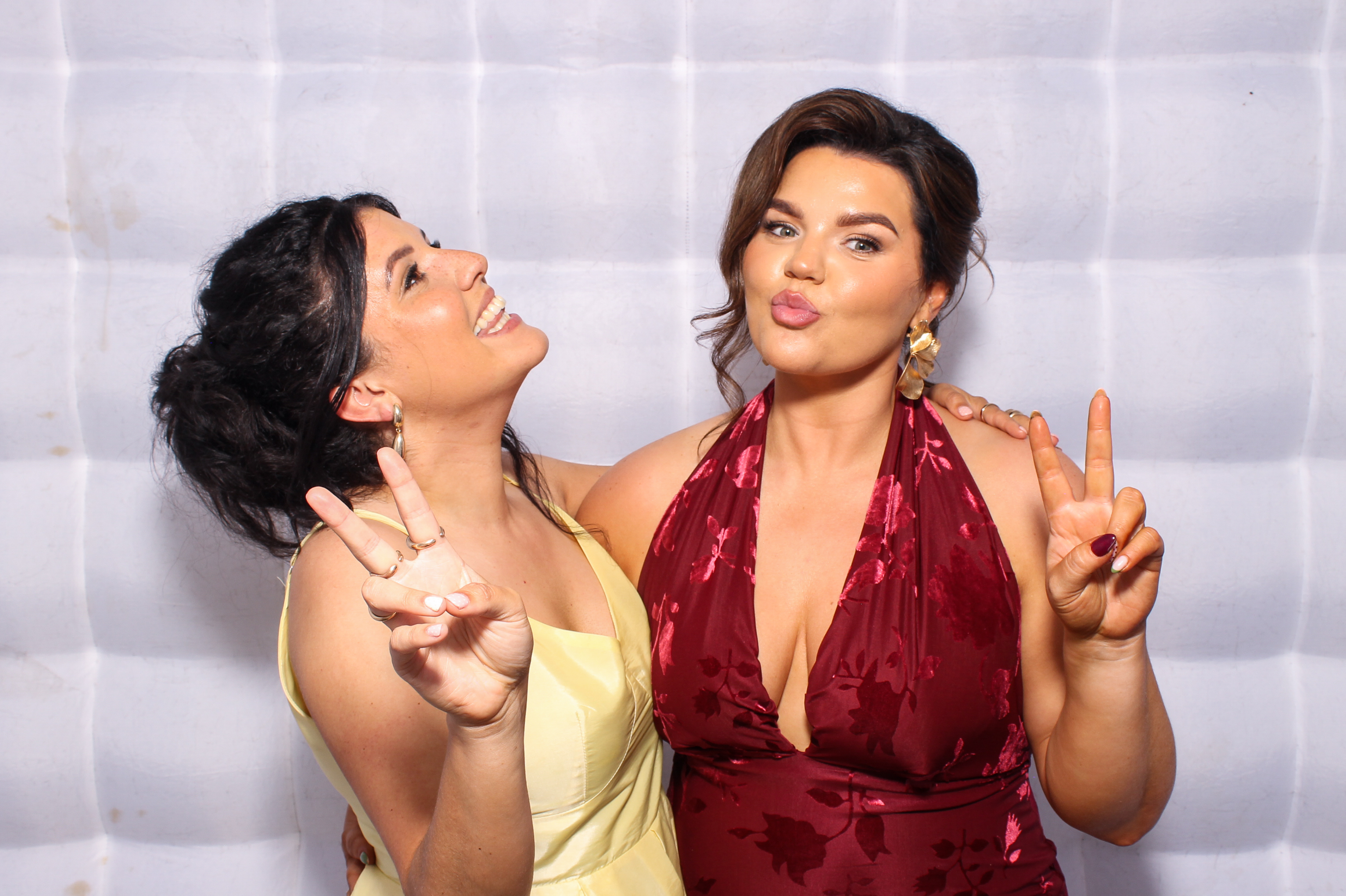 Callum & Jessica | View more photos from the event at gallery.snapmagic.ie/u/SnapMagic/Callum-Jessica