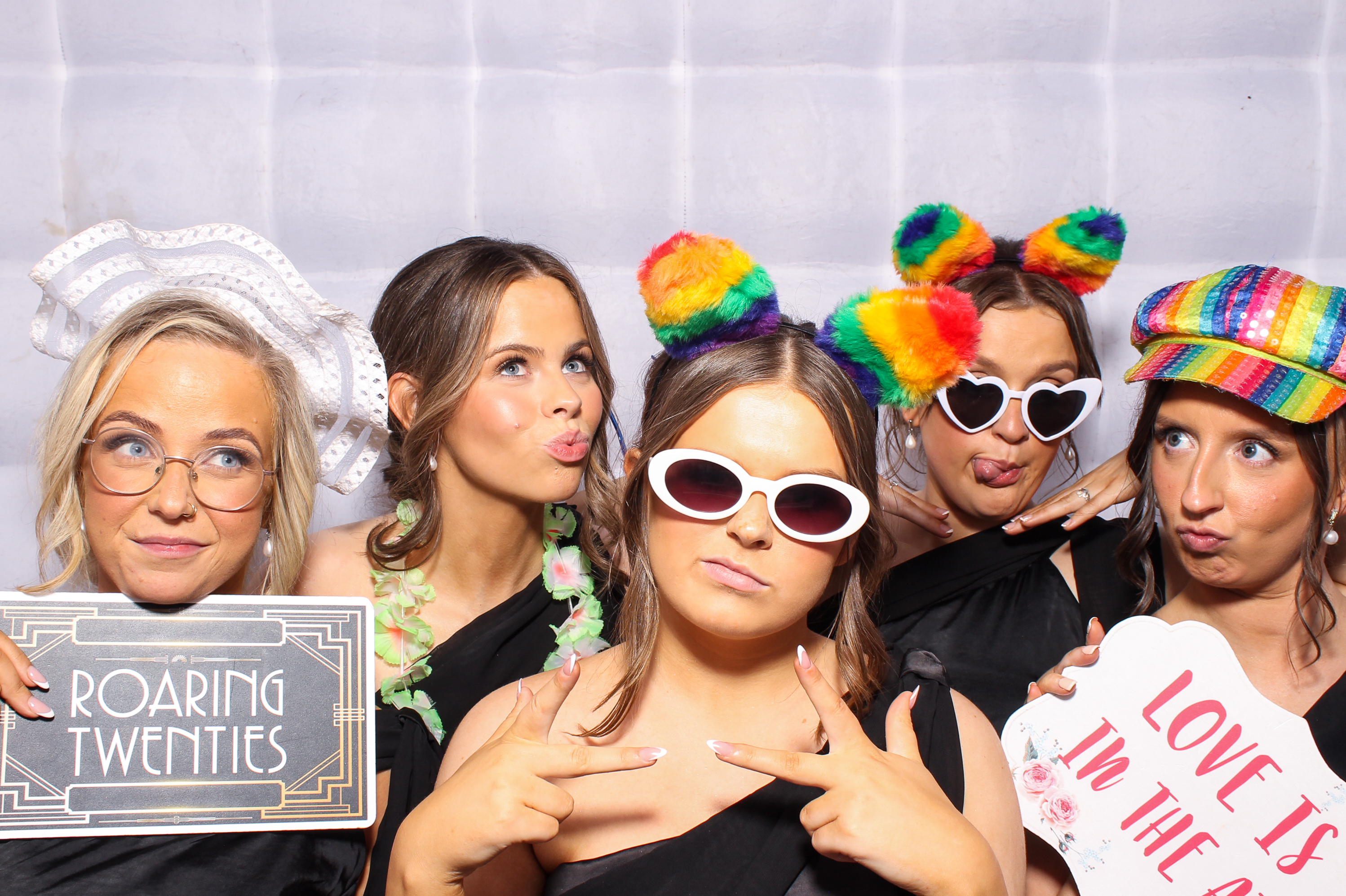 Callum & Jessica | View more photos from the event at gallery.snapmagic.ie/u/SnapMagic/Callum-Jessica