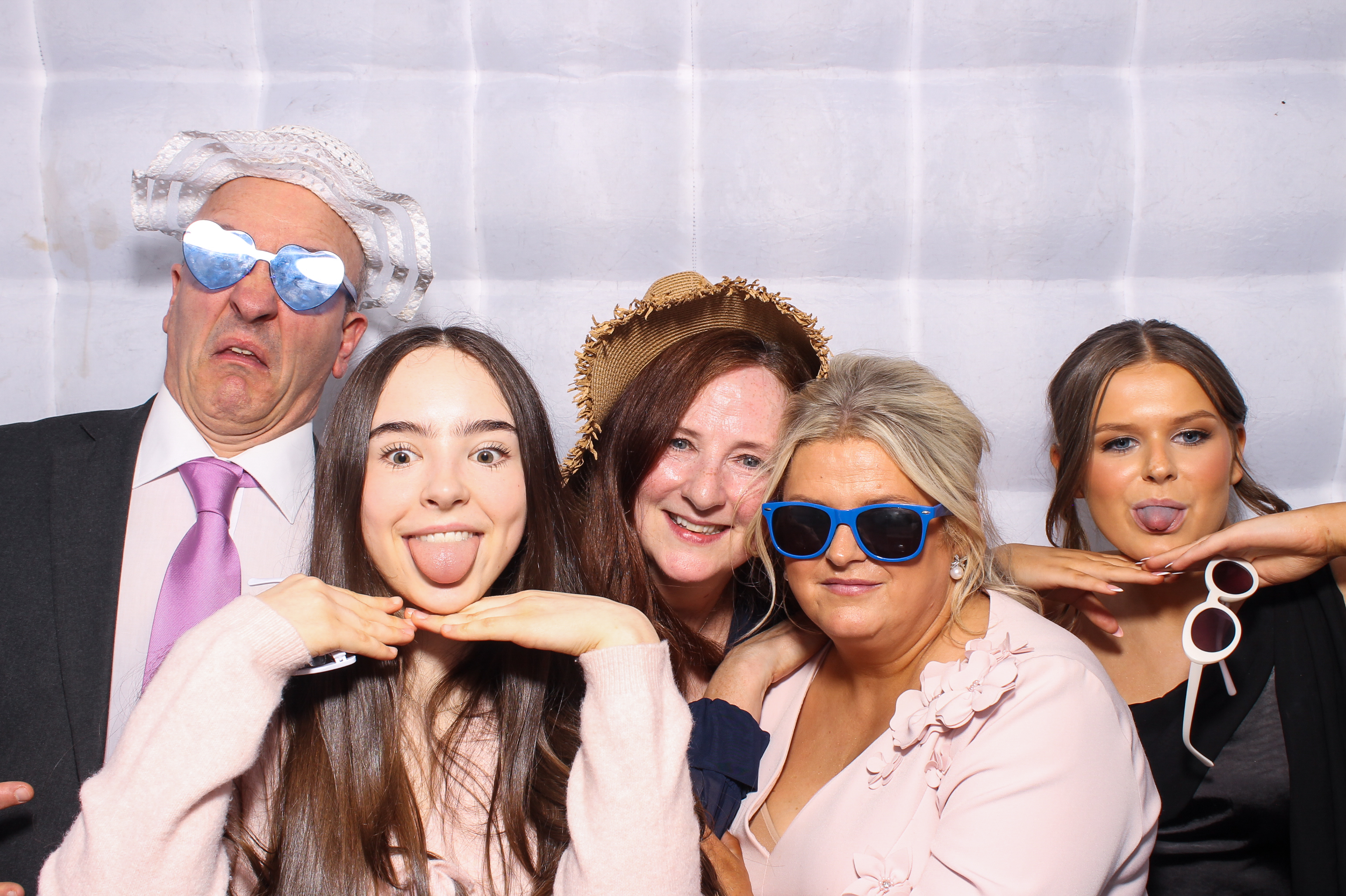 Callum & Jessica | View more photos from the event at gallery.snapmagic.ie/u/SnapMagic/Callum-Jessica