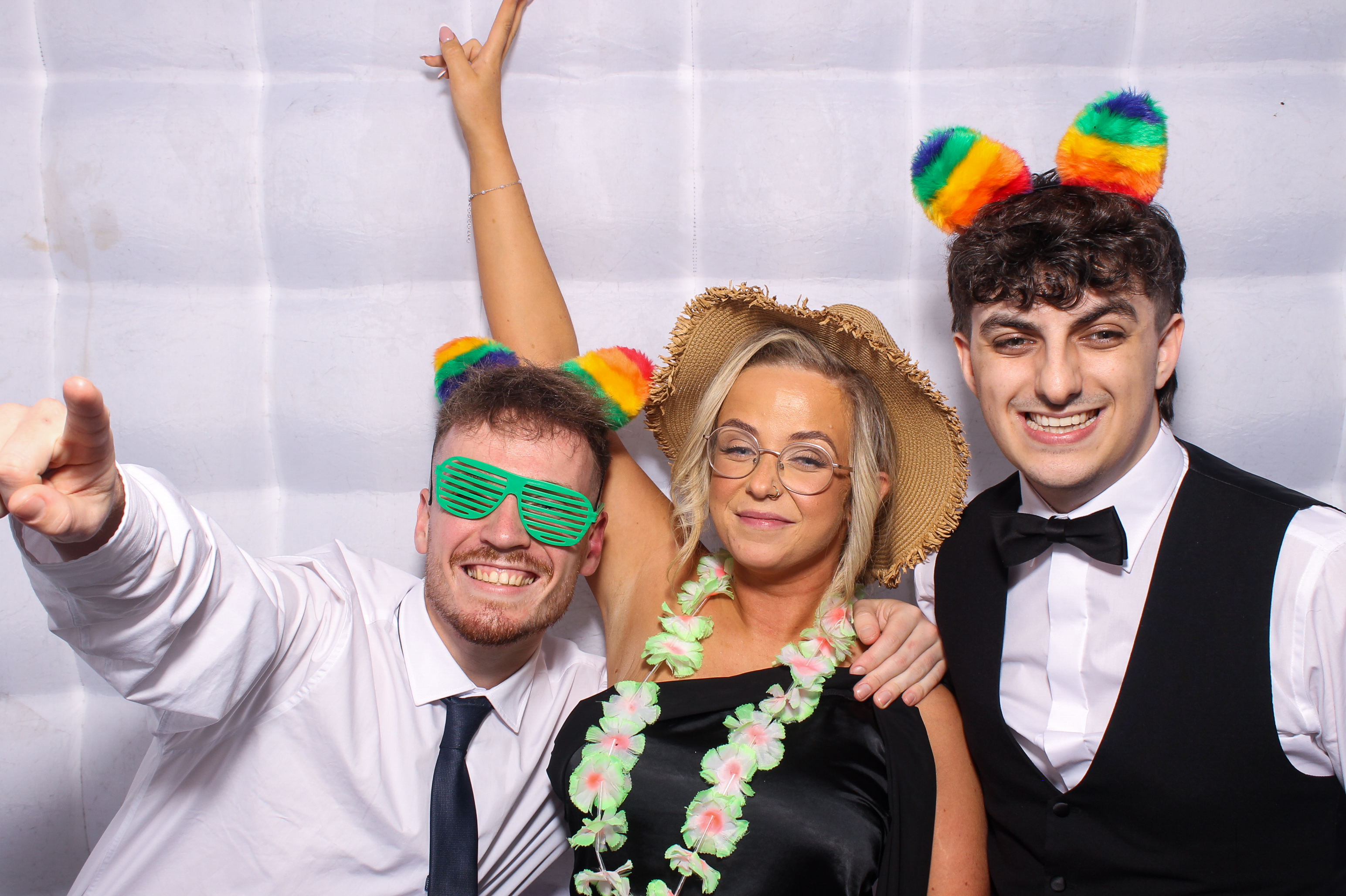 Callum & Jessica | View more photos from the event at gallery.snapmagic.ie/u/SnapMagic/Callum-Jessica