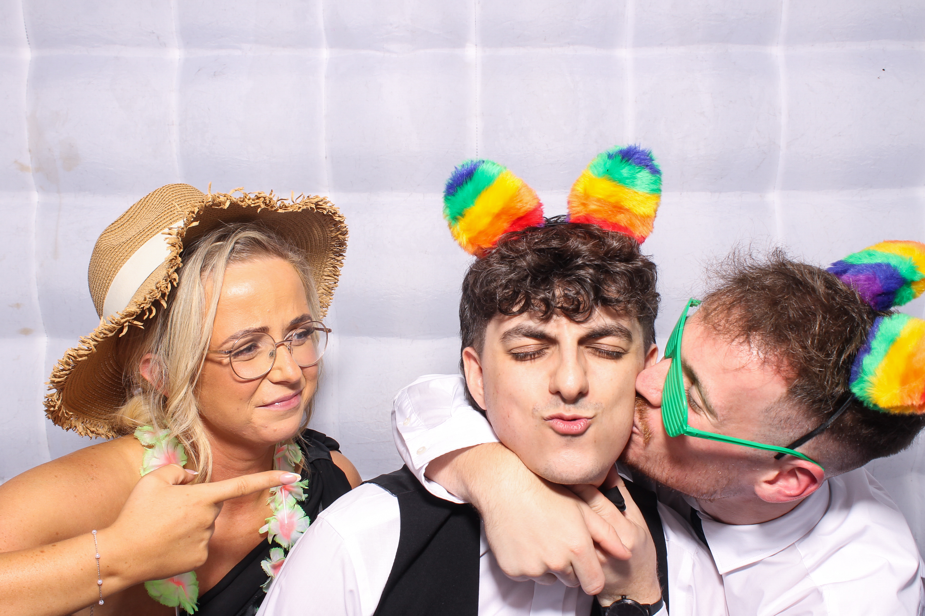 Callum & Jessica | View more photos from the event at gallery.snapmagic.ie/u/SnapMagic/Callum-Jessica